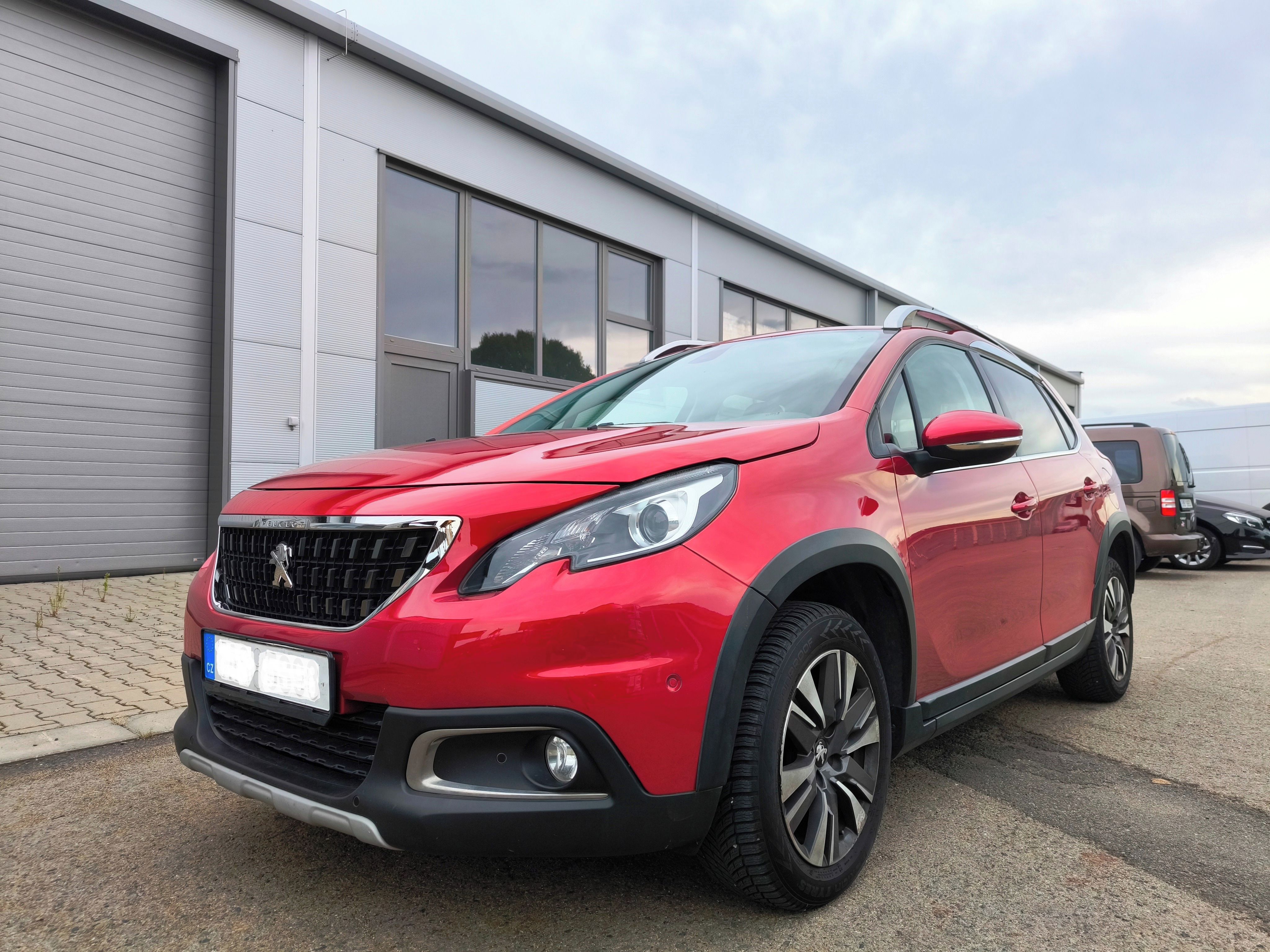Peugeot 2008, 1.2PT/81kW AT Allure - fotka 2