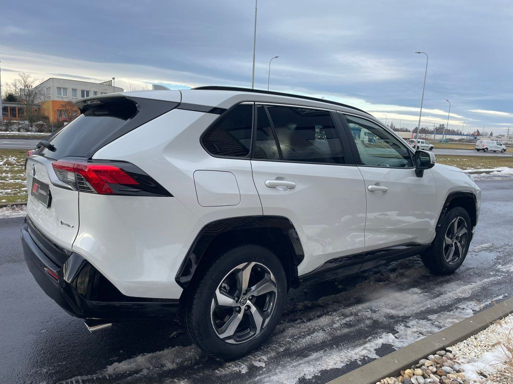 Toyota Rav4, 2.5 Plug-In Hybrid 4x4 Dynamic - fotka 6