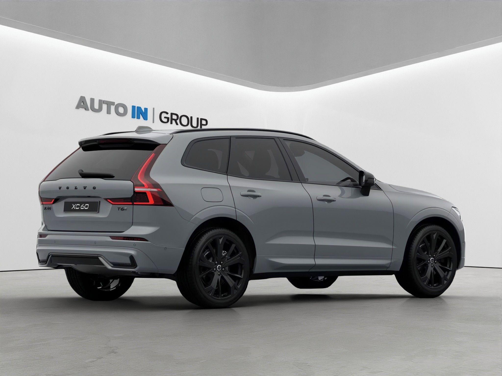 Volvo XC60, Black Edition Plus T6,4X4 - fotka 5