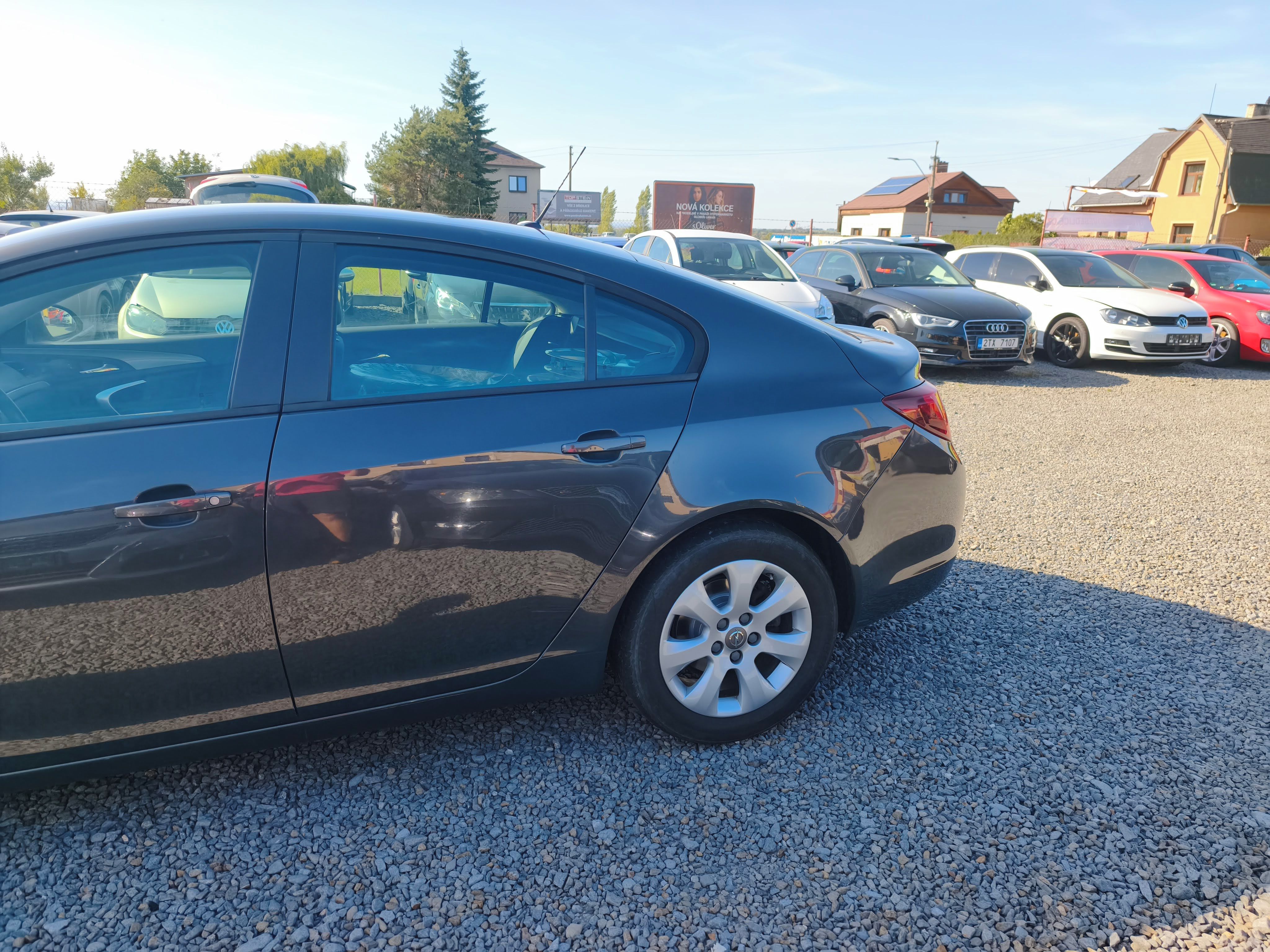 Opel Insignia, 1.8i Klima, Výhřev. sed. - fotka 3