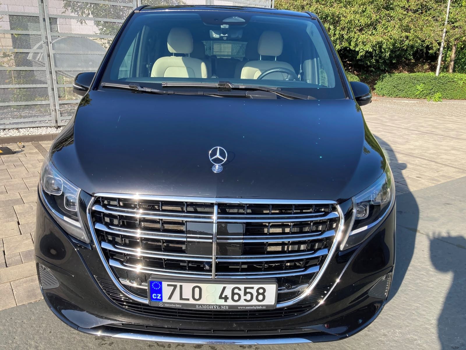 Mercedes-Benz Třídy V, 300 d 4matic AMG paket - fotka 2