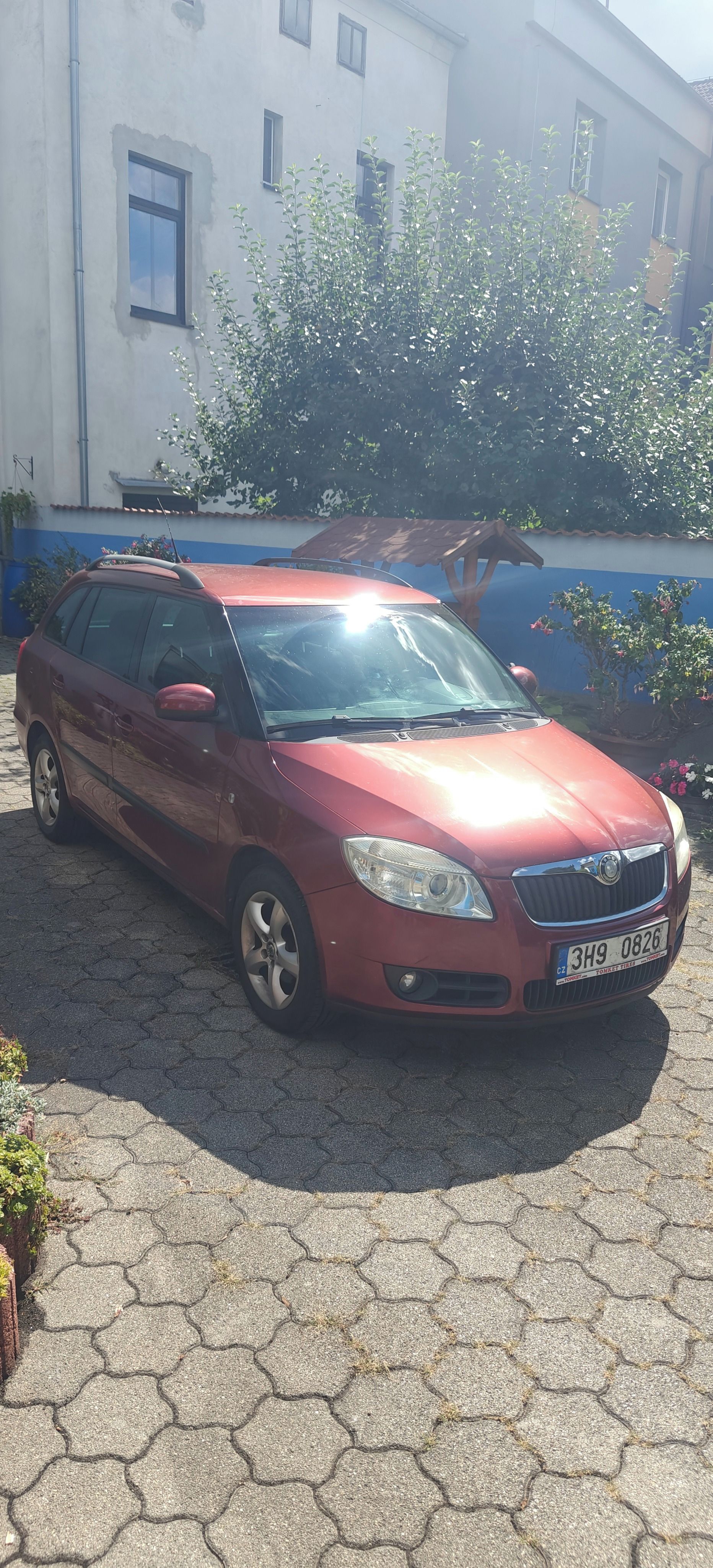 Škoda Fabia, 1.6 16V 77KW - fotka 3
