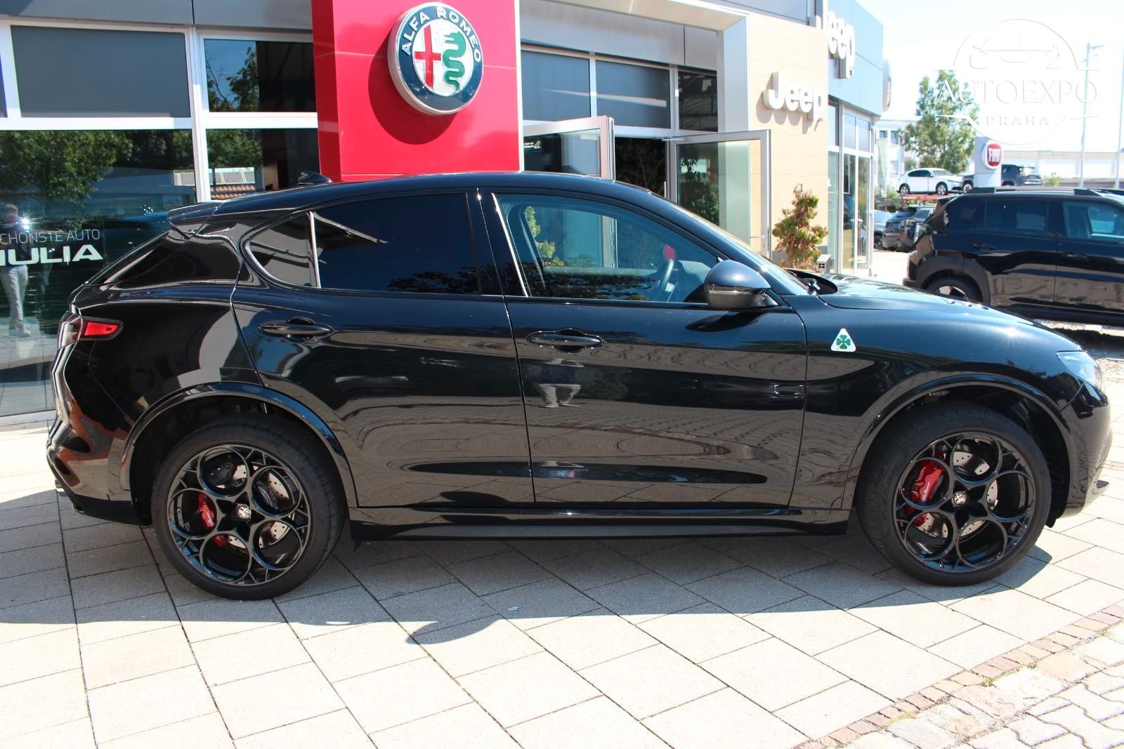 Alfa Romeo Stelvio, Quadrifoglio Q4 LED*MATRIX - fotka 4