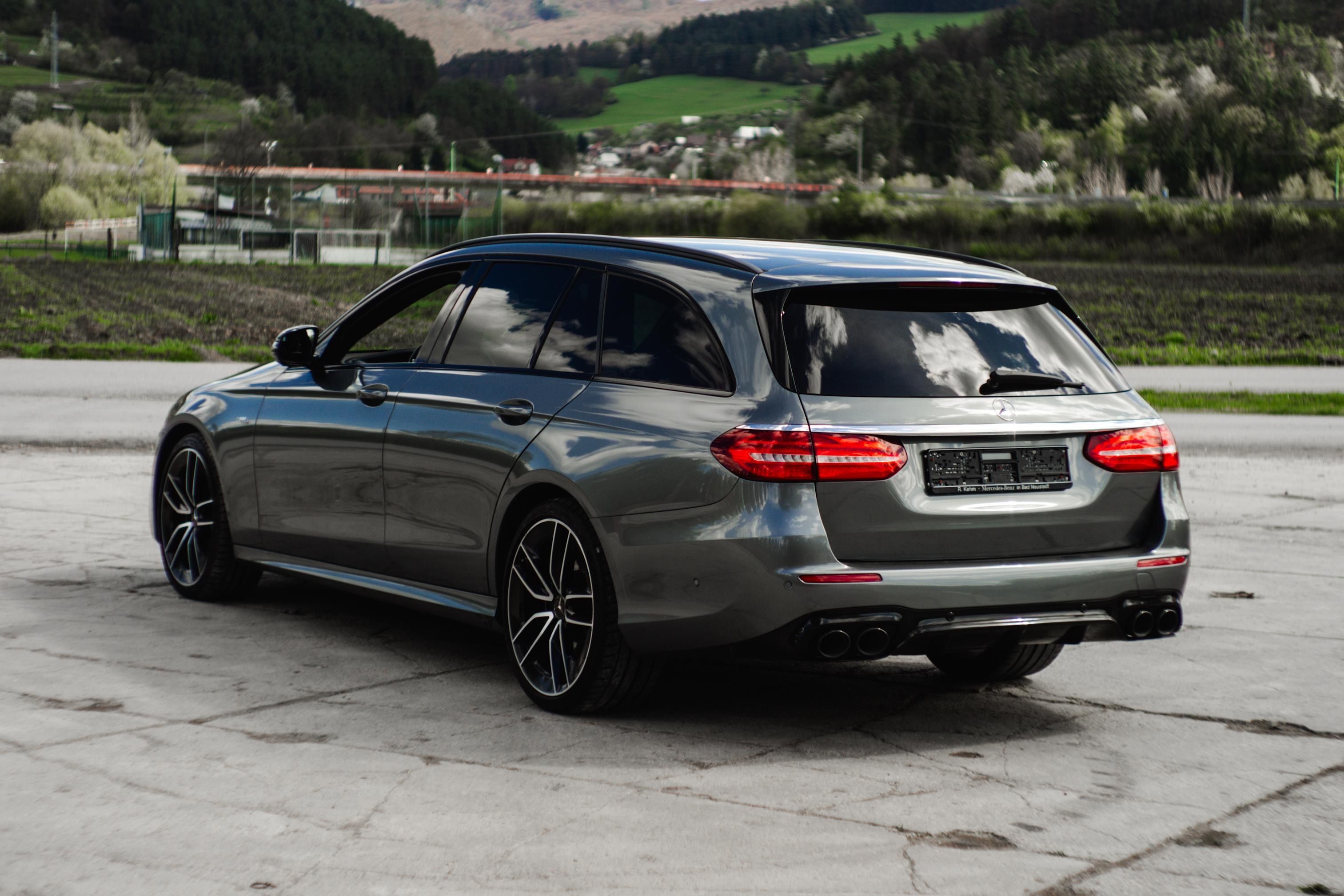 Mercedes-Benz Třídy E, E53 AMG - fotka 4