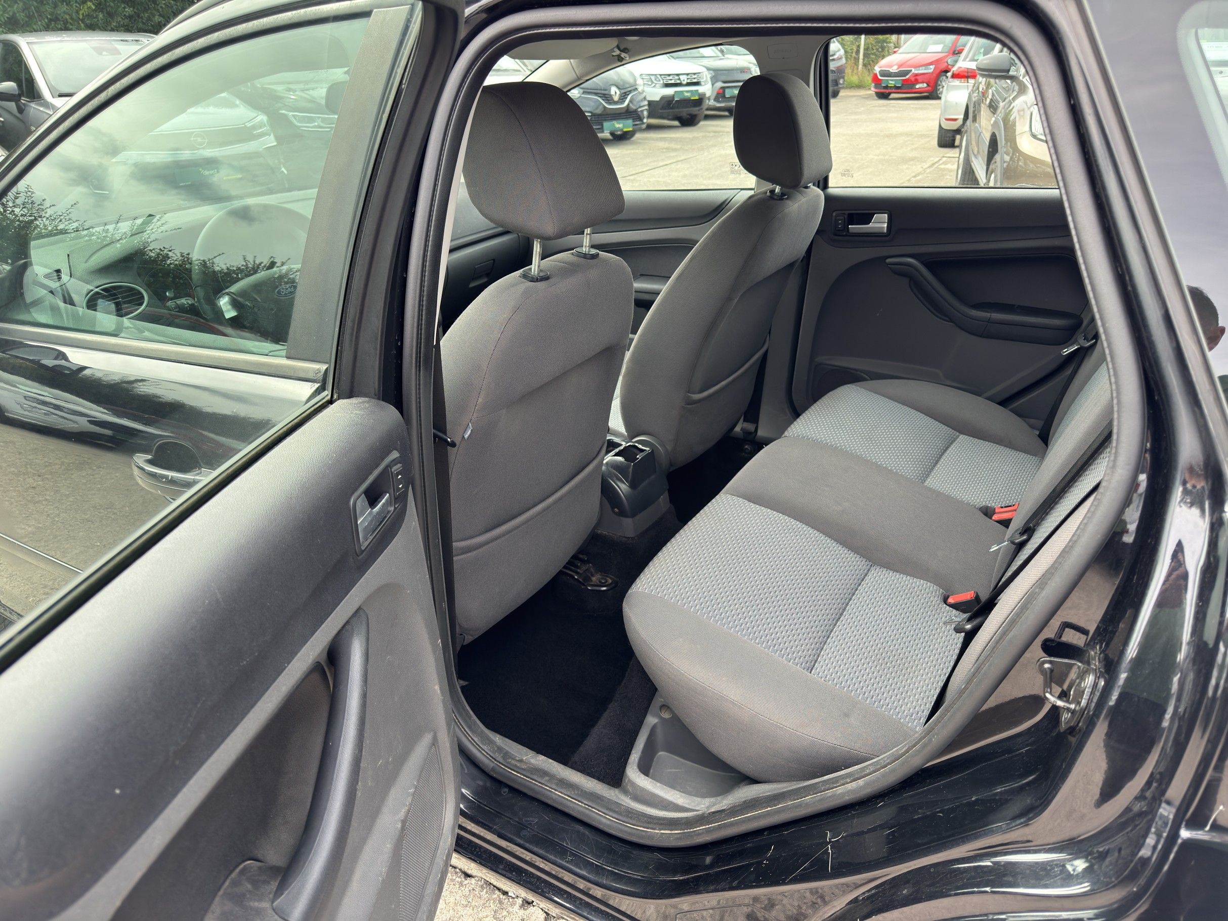 Ford Focus, 1.6 i 74 kW LPG - fotka 5