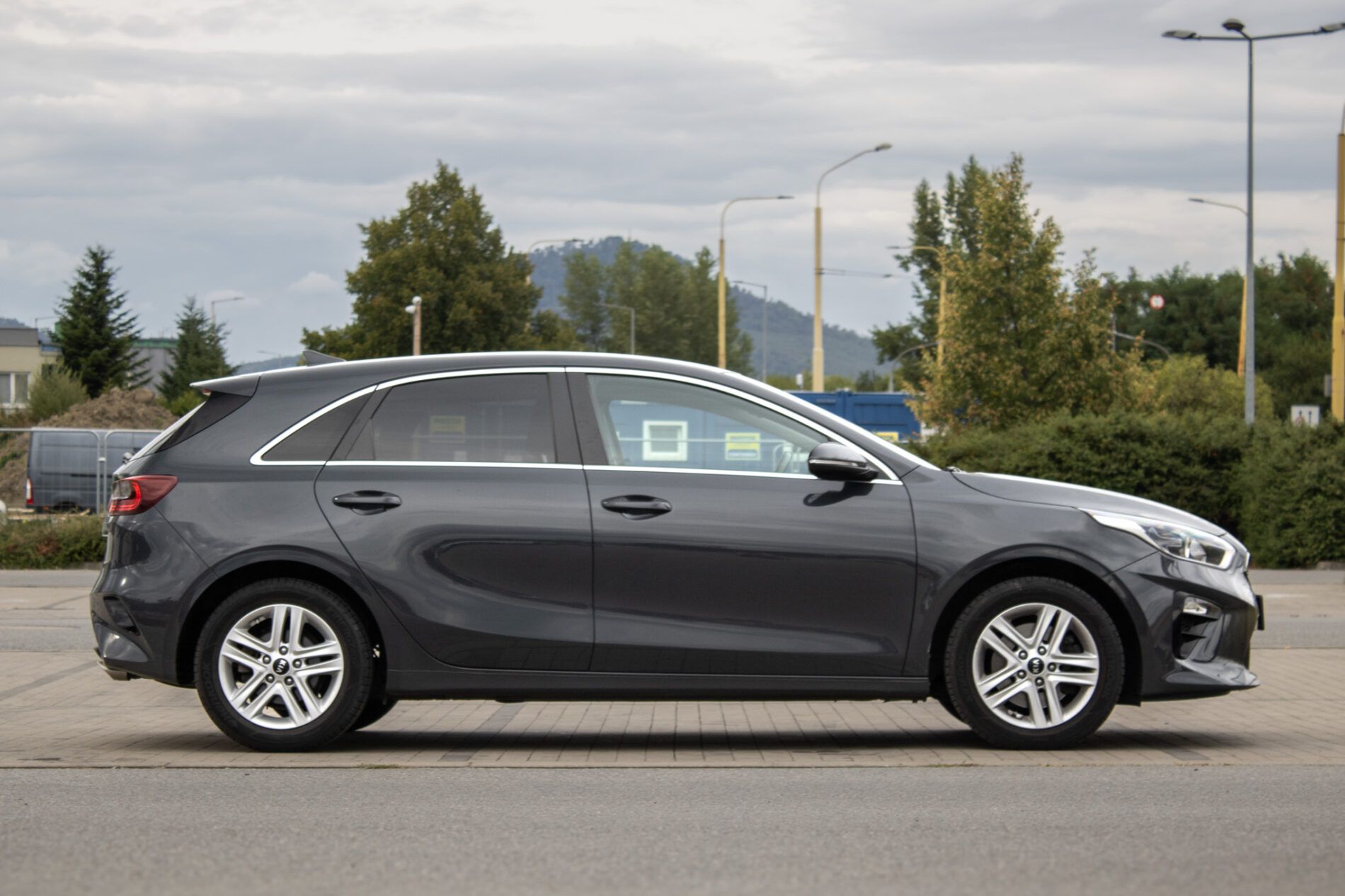 Kia Cee´d - fotka 4