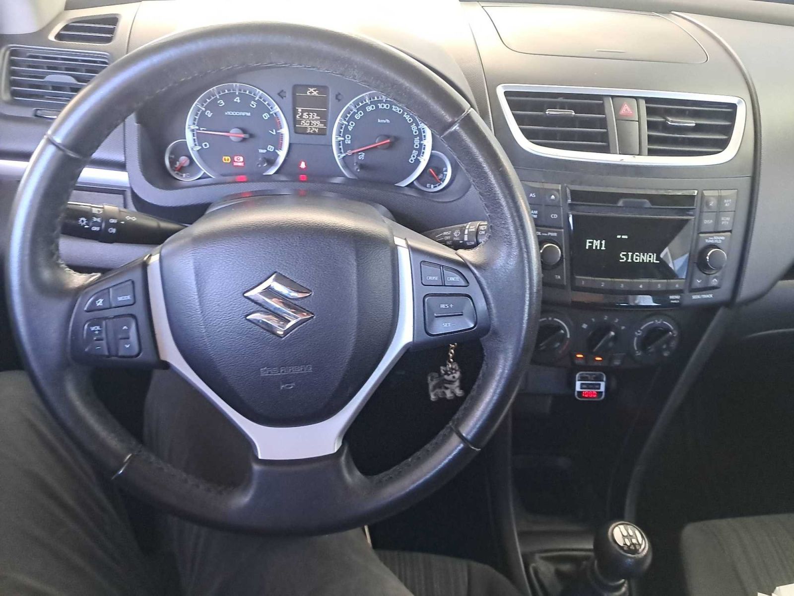 Suzuki Swift, 1.2, Serv.kniha, Klima - fotka 3