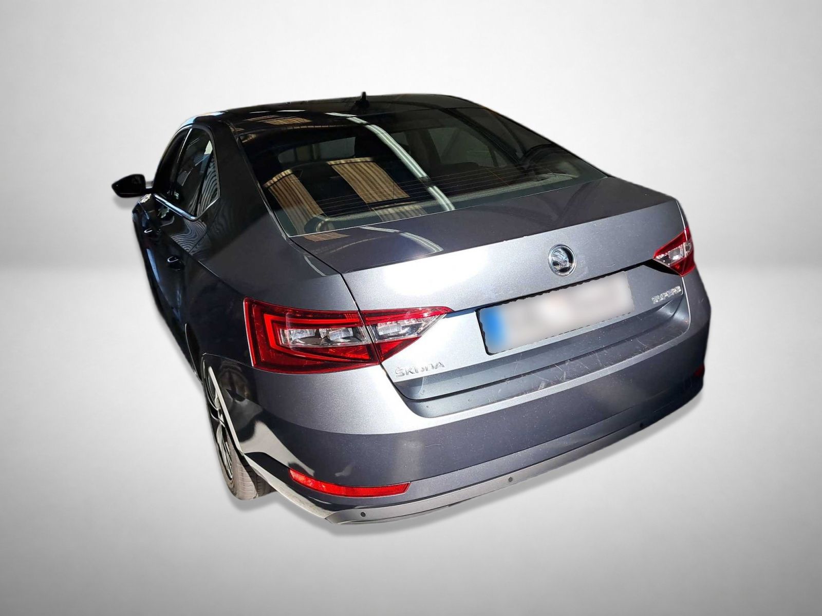 Škoda Superb, 2.0 TDI, Automat - fotka 2