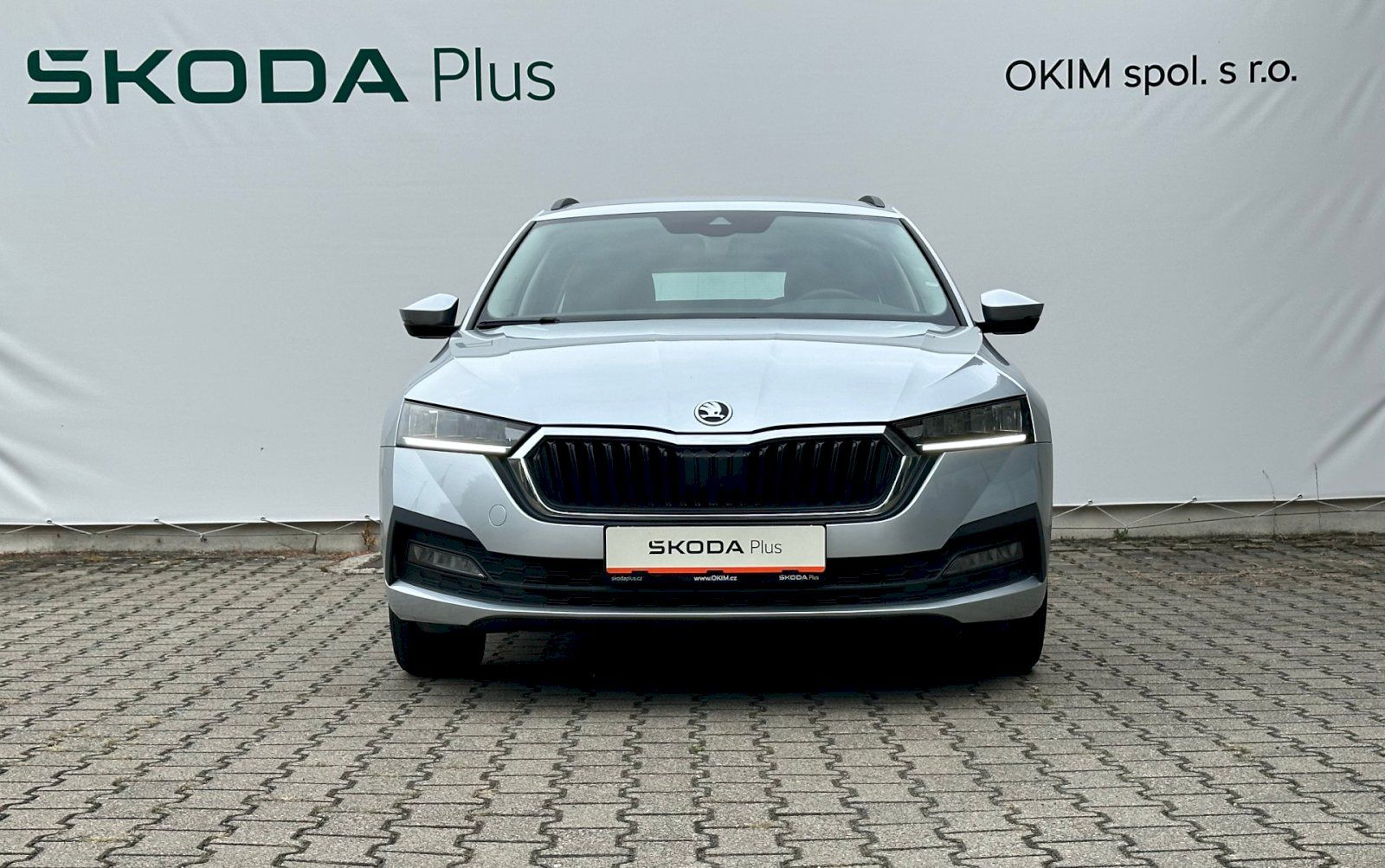 Škoda Octavia, 2.0 TDI 85kW Ambition Combi - fotka 4