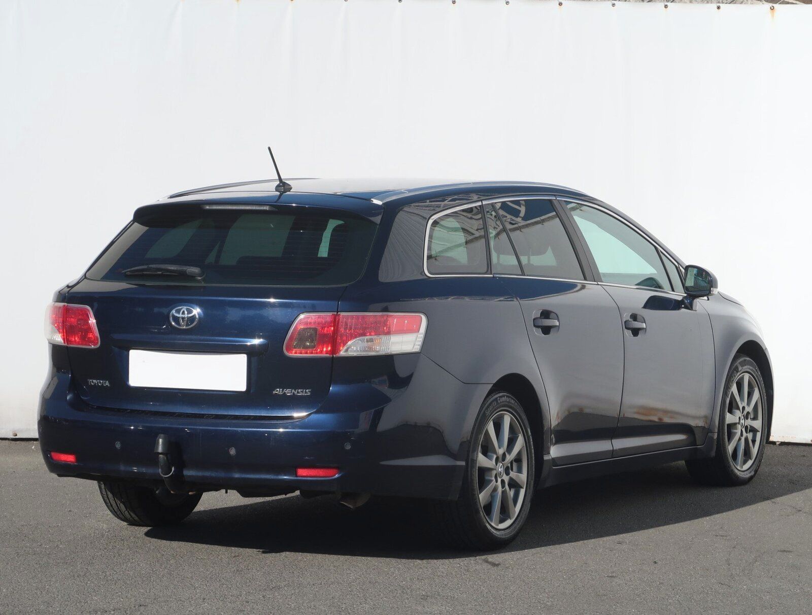 Toyota Avensis, 2.2 D-4D, Tažné - fotka 5