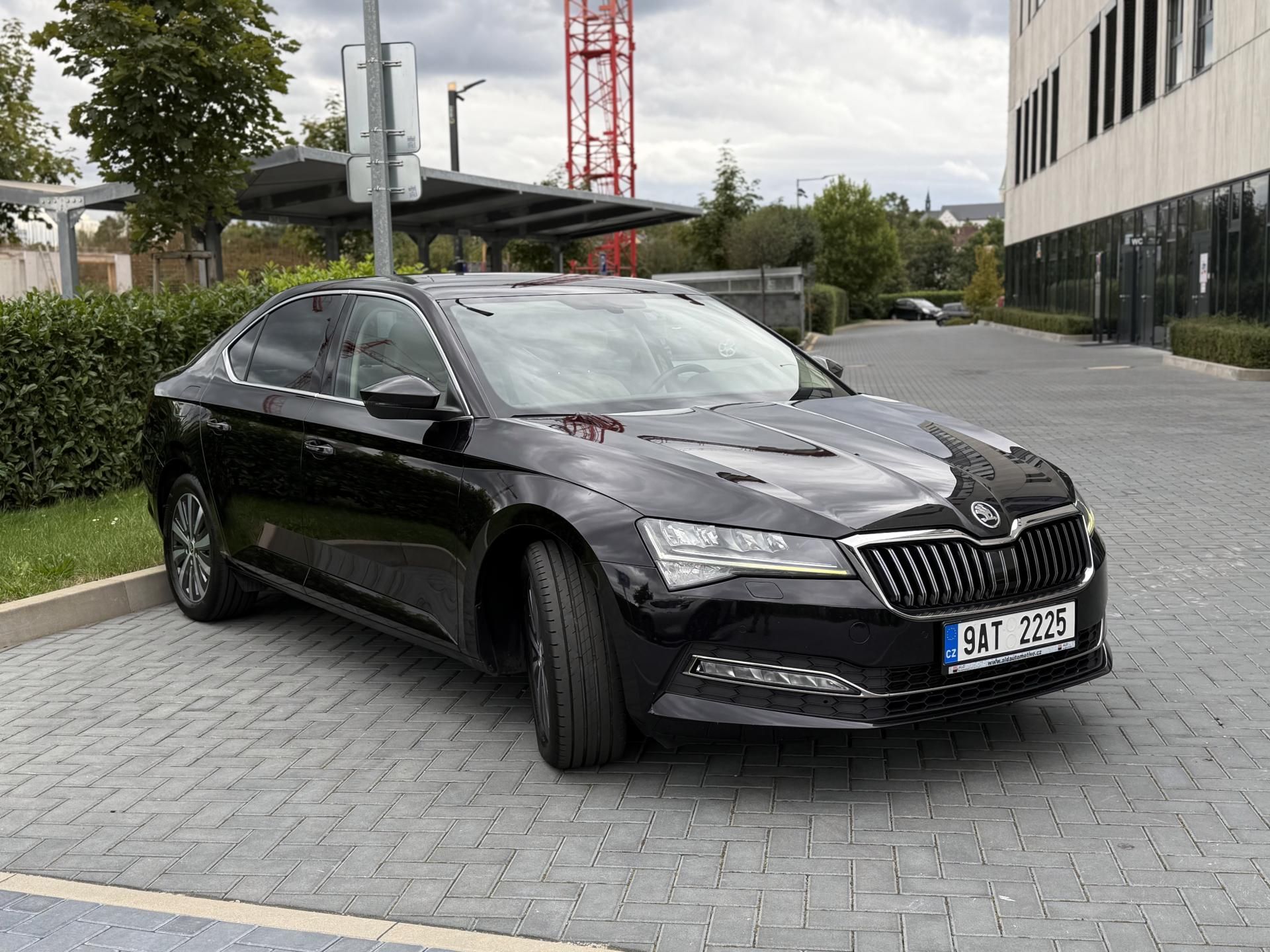 Škoda Superb, 2.0 TDi 110 kW/DSG/DPH - fotka 6
