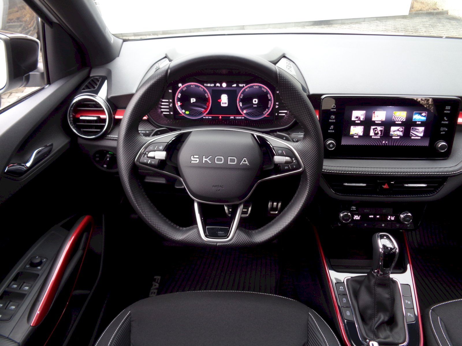 Škoda Fabia, 1.5 TSI 110 kW DSG Monte Carlo - fotka 6