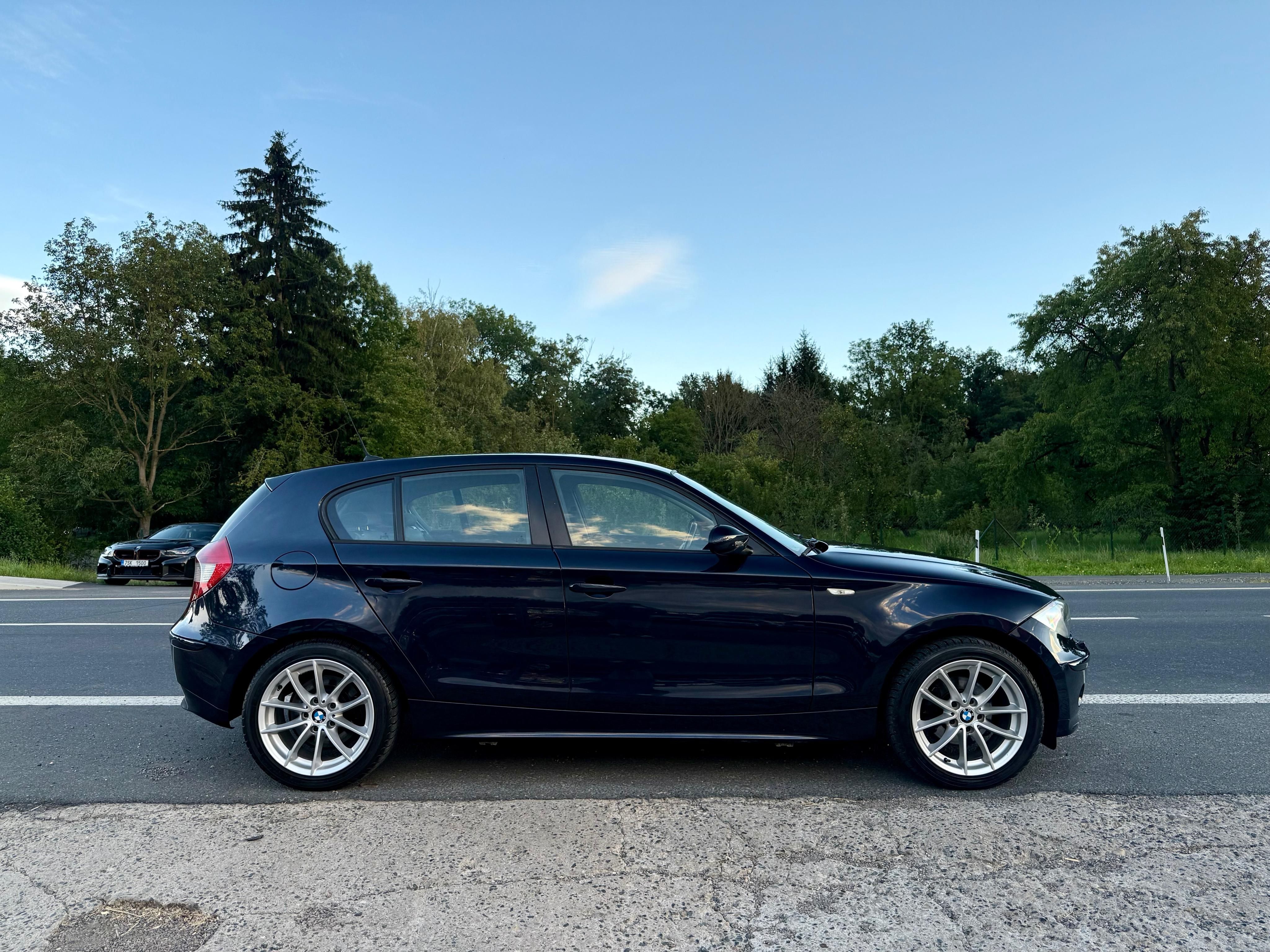 BMW Řada 1, 120d 120kw Klima Xenon Tažné - fotka 6