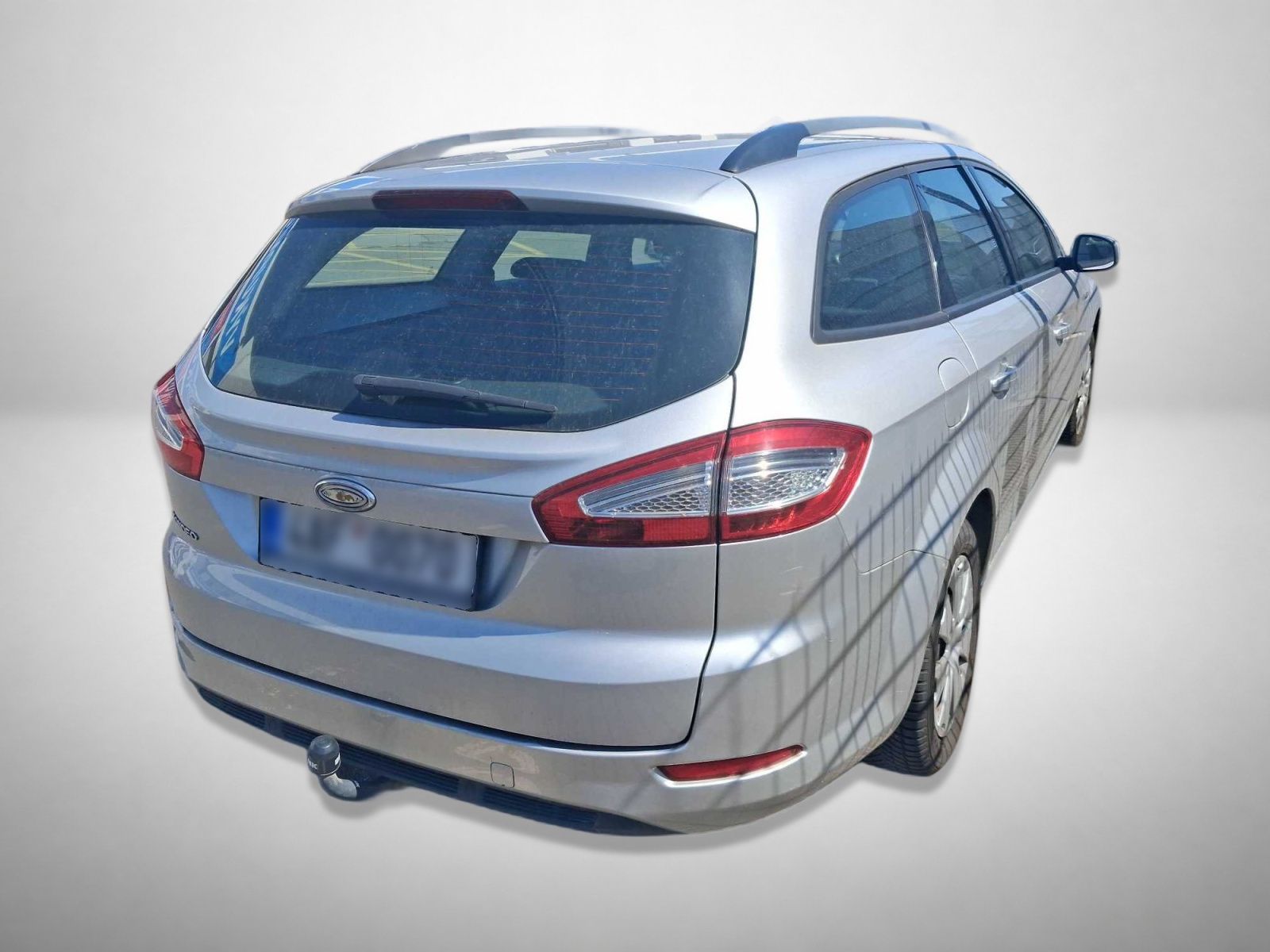 Ford Mondeo, 2.0 TDCi, Automatická klima - fotka 2