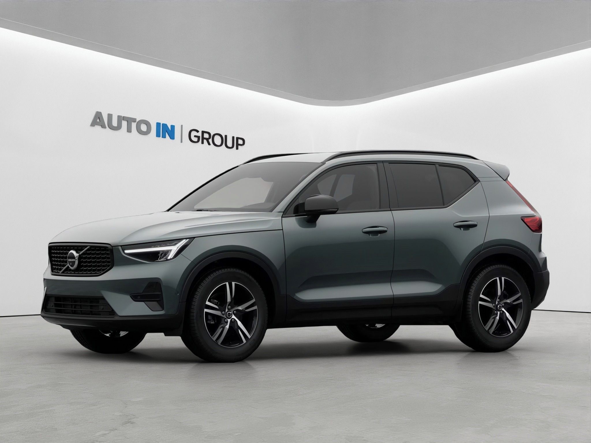 Volvo XC40, DARK B3 PLUS FWD,360°KAMERA