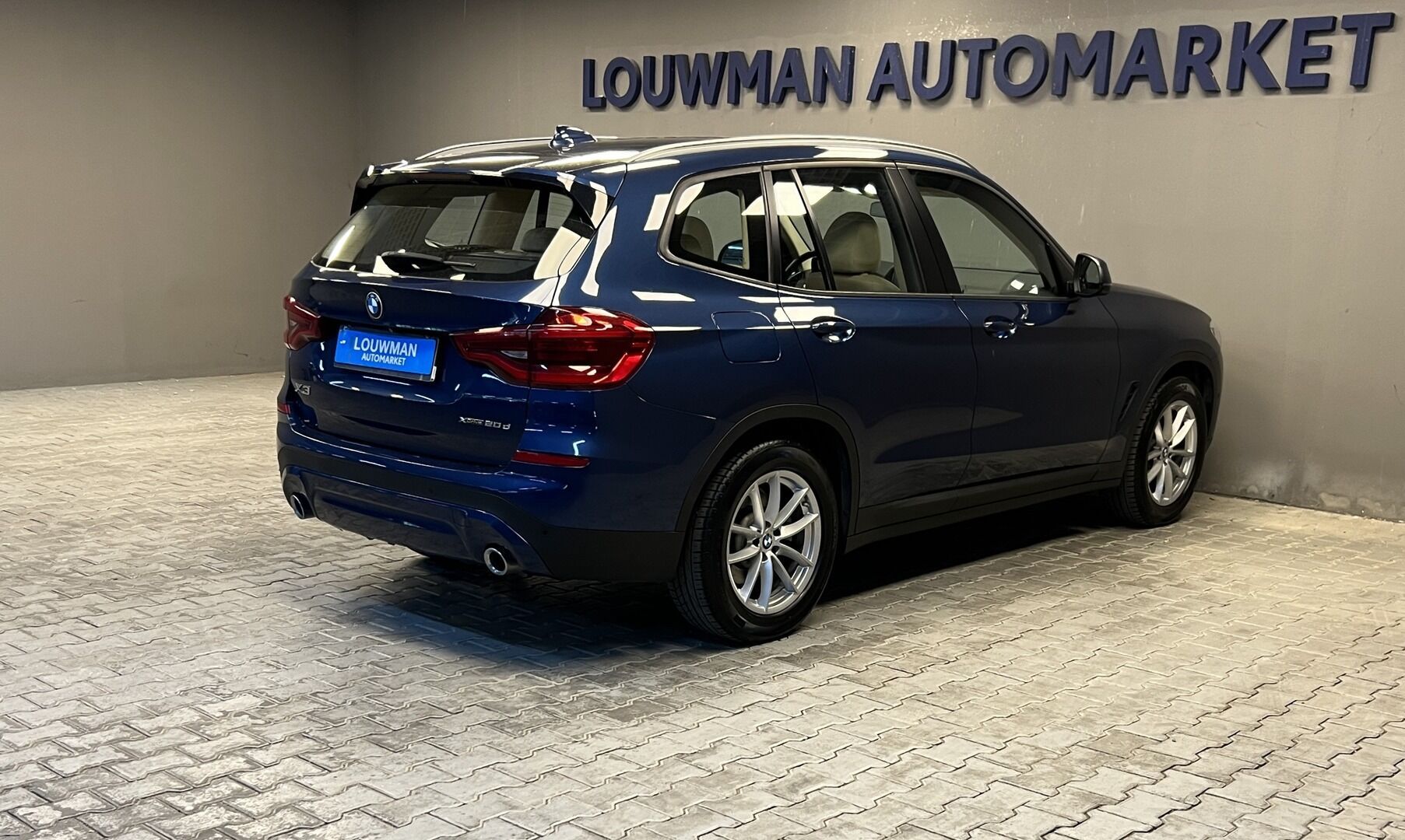 BMW X3, 2,0 xDrive20d xLine AT - fotka 2