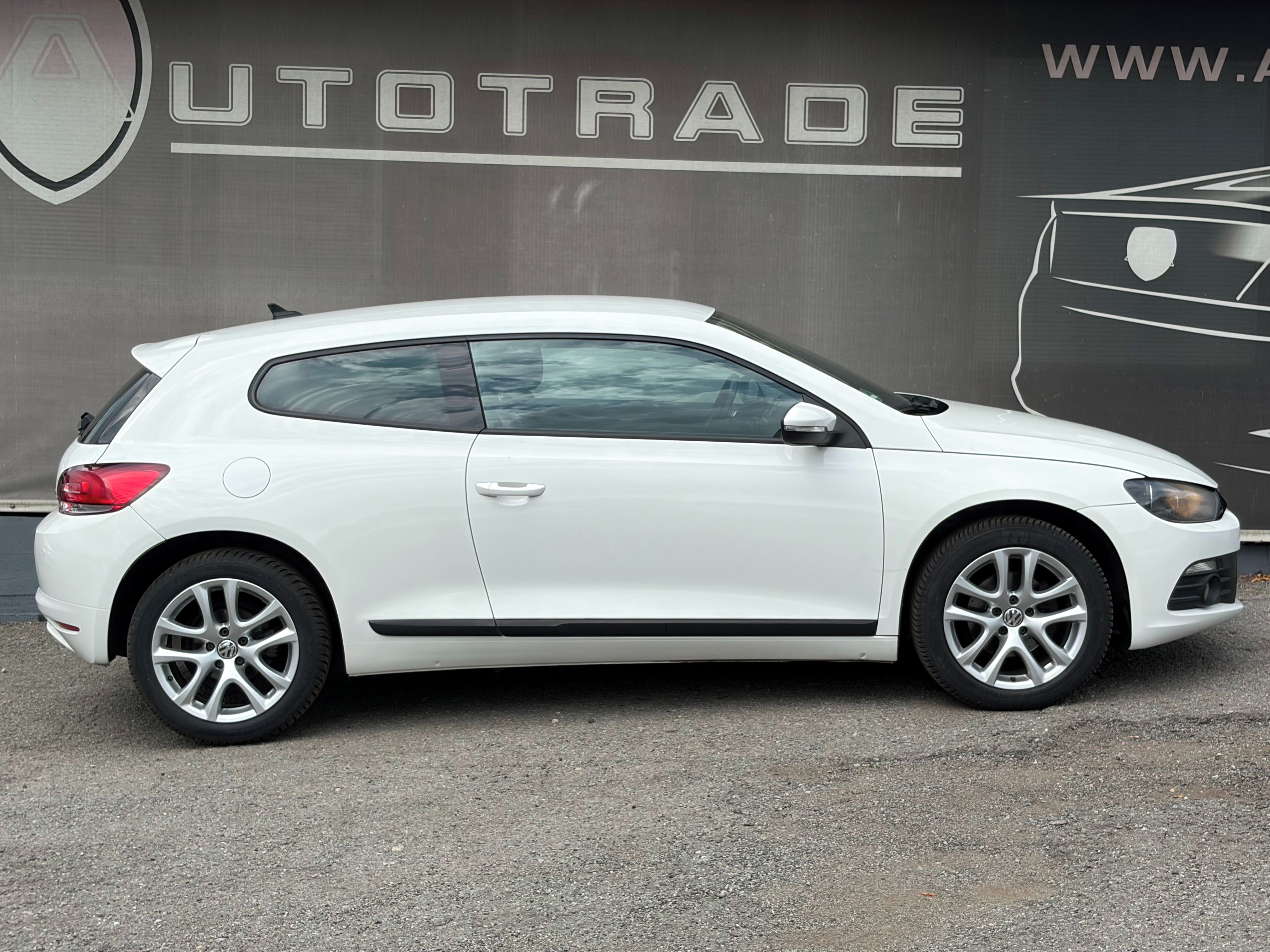 Volkswagen Scirocco, 1.4 TSi 90kW, DigiKLIMA, REMUS - fotka 5
