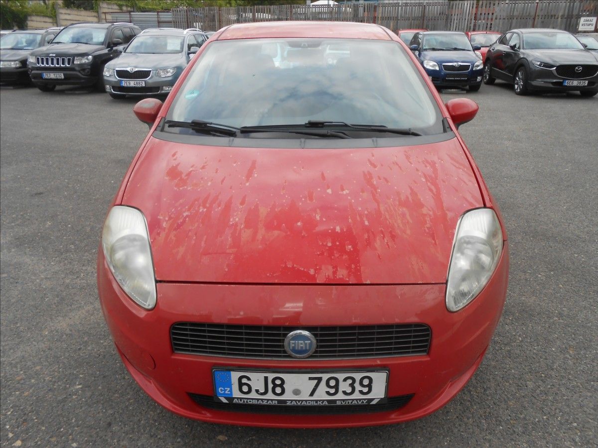 Fiat Punto, 1,4 16V  70Kw - fotka 2