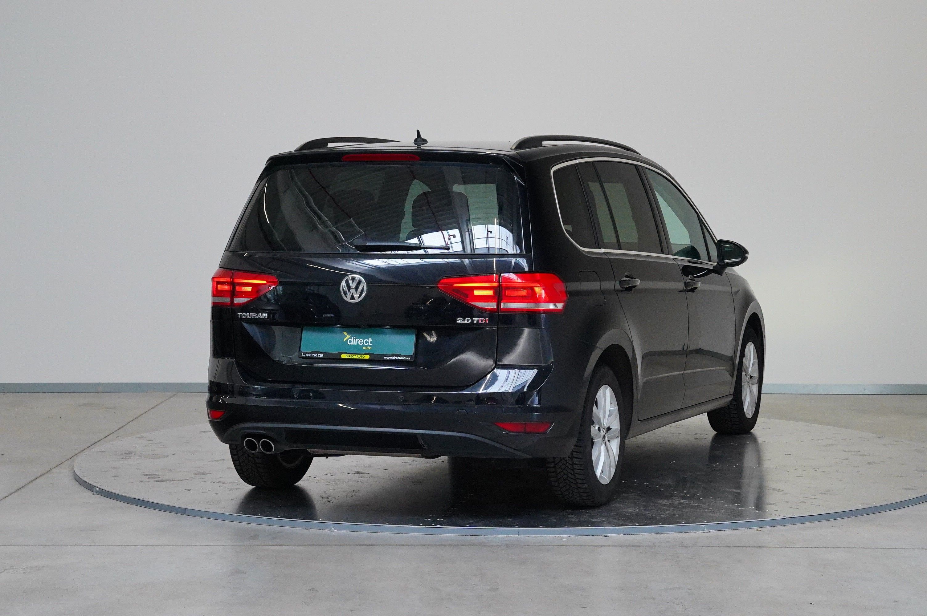 Volkswagen Touran, 2.0 TDI 140 kW Highline - fotka 3