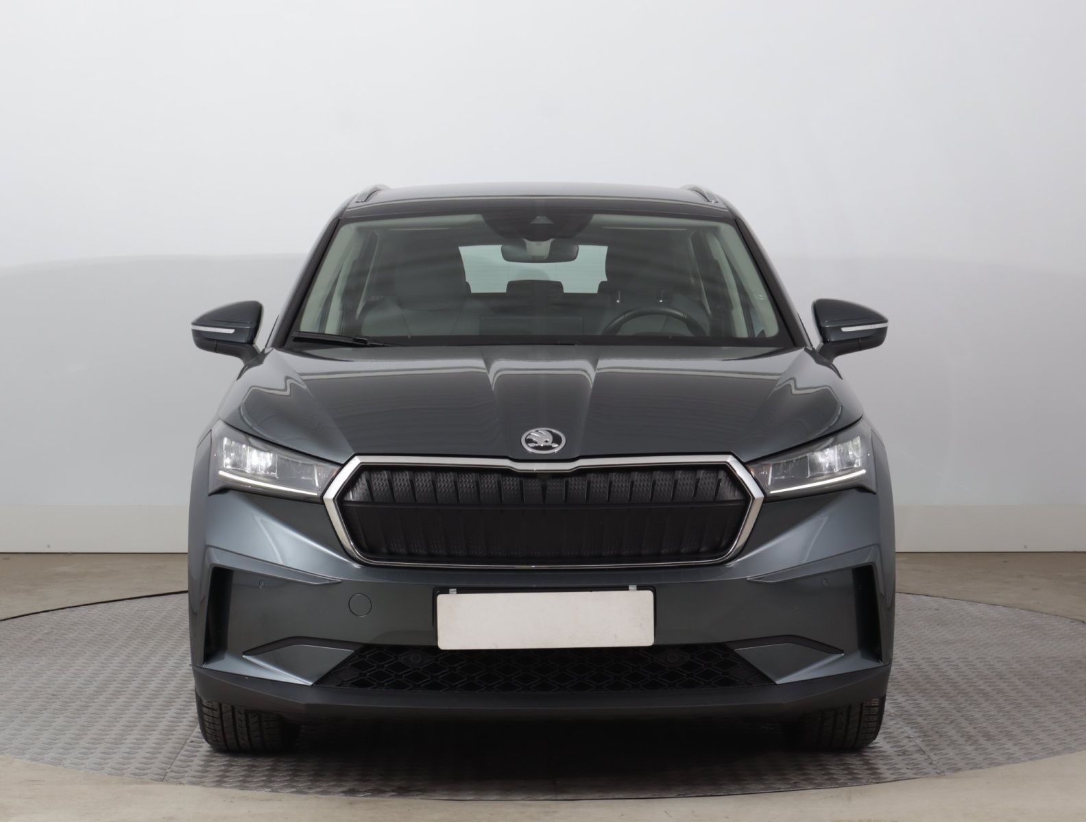 Škoda Enyaq iV, iV 80 (82 kWh), SoH 93% - fotka 2