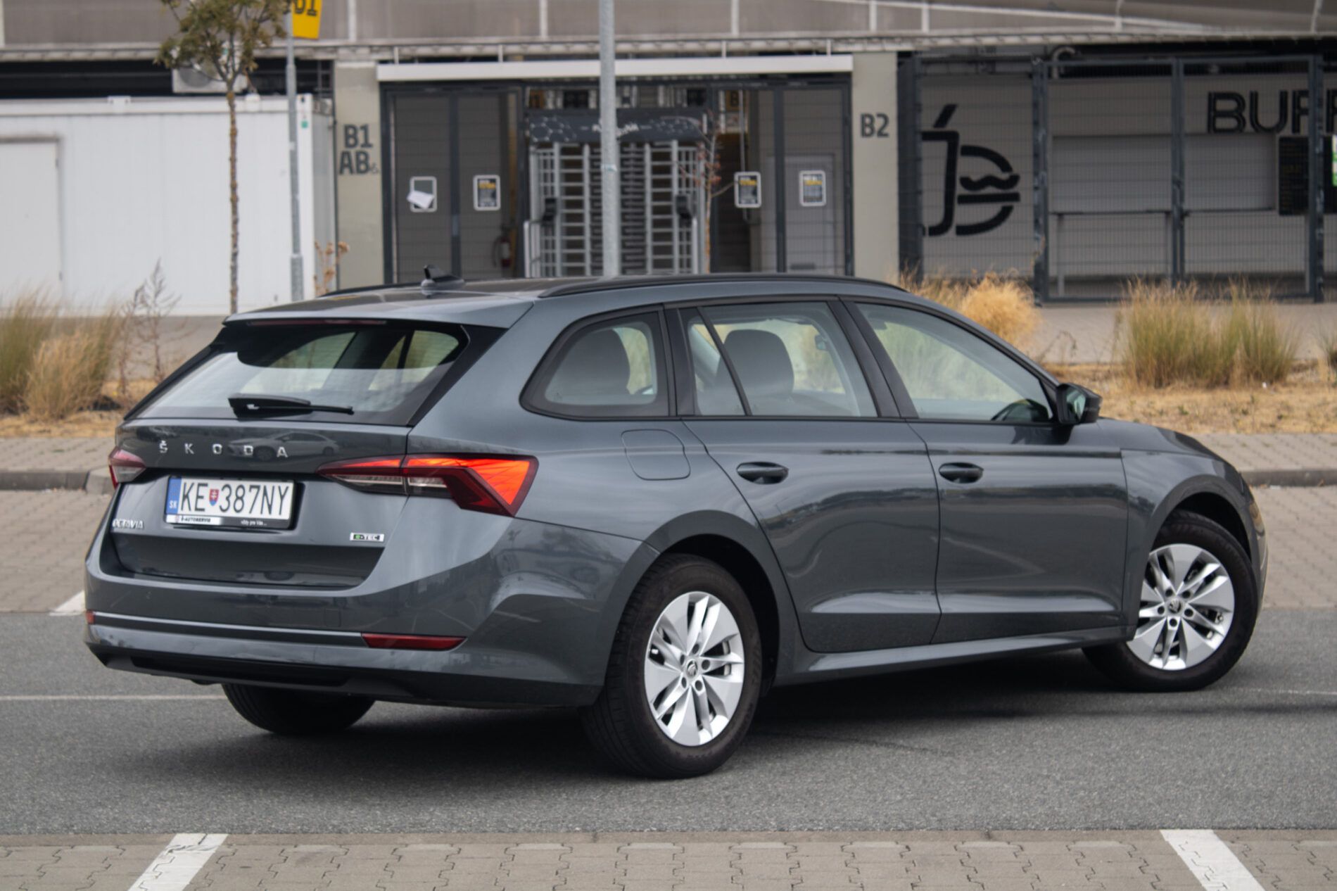Škoda Octavia - fotka 5