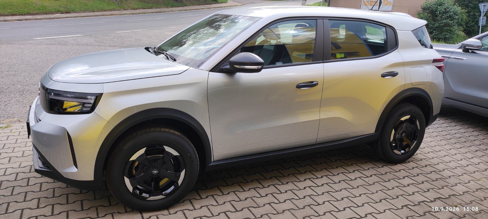 Opel Frontera, HYBRID EDITION 1,2 TURBO 81kW - fotka 5