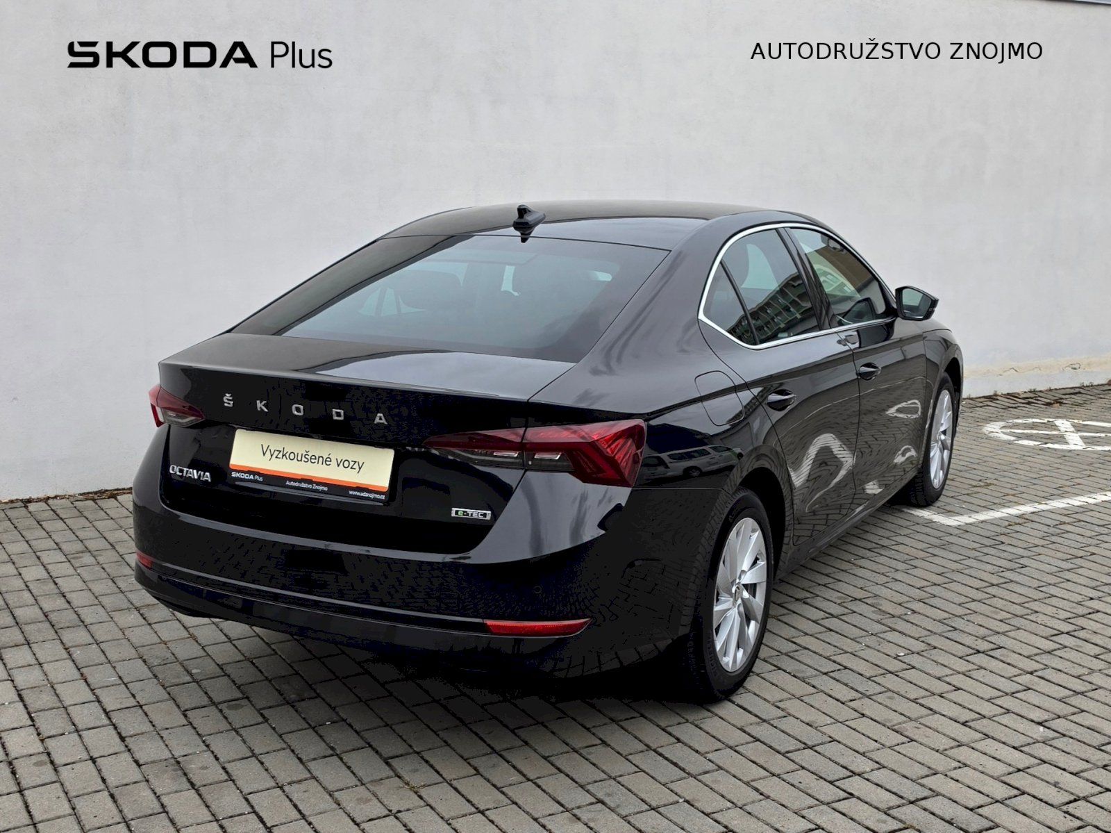 Škoda Octavia, 1,5TSI M-HEV 110KW DSG STYLE - fotka 2