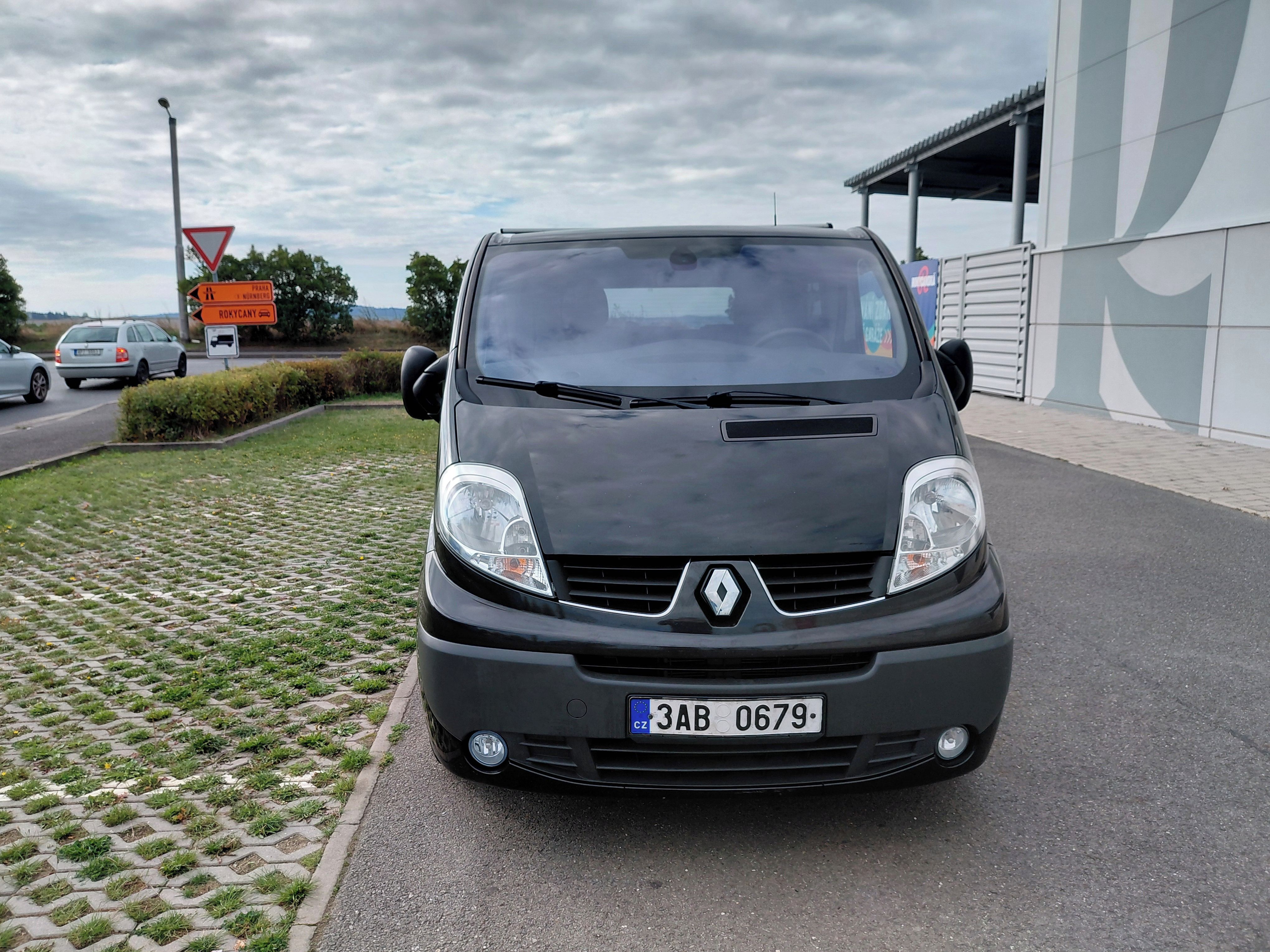 Renault Trafic, 2.0DCI 7.MÍSTNÉ,GENERATION,TOP - fotka 2