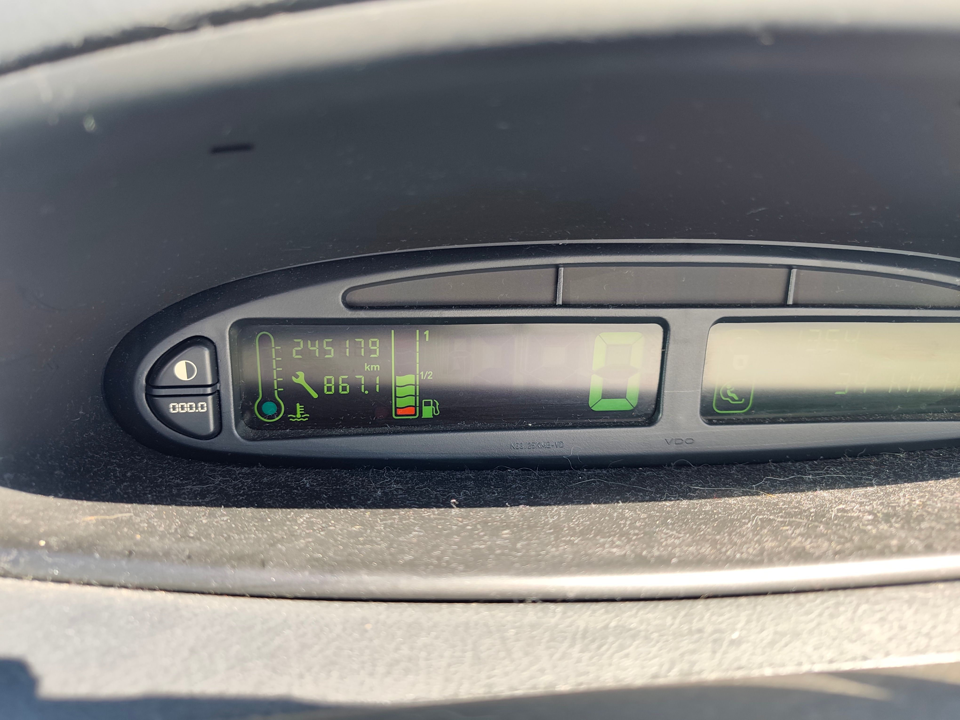 Citroën Xsara Picasso, Citroën Xsara Picasso 1.8i 16V - fotka 6