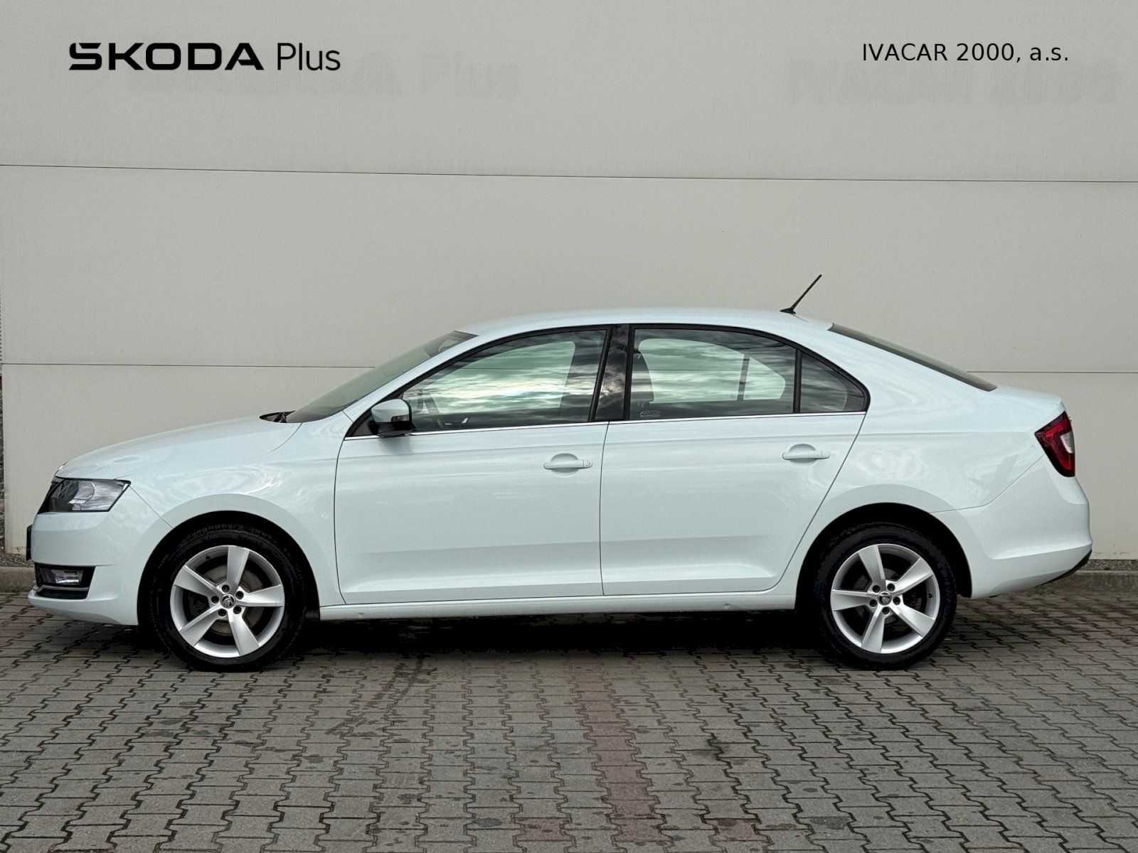 Škoda Rapid, 1.0 TSI 81 kW Style - fotka 3