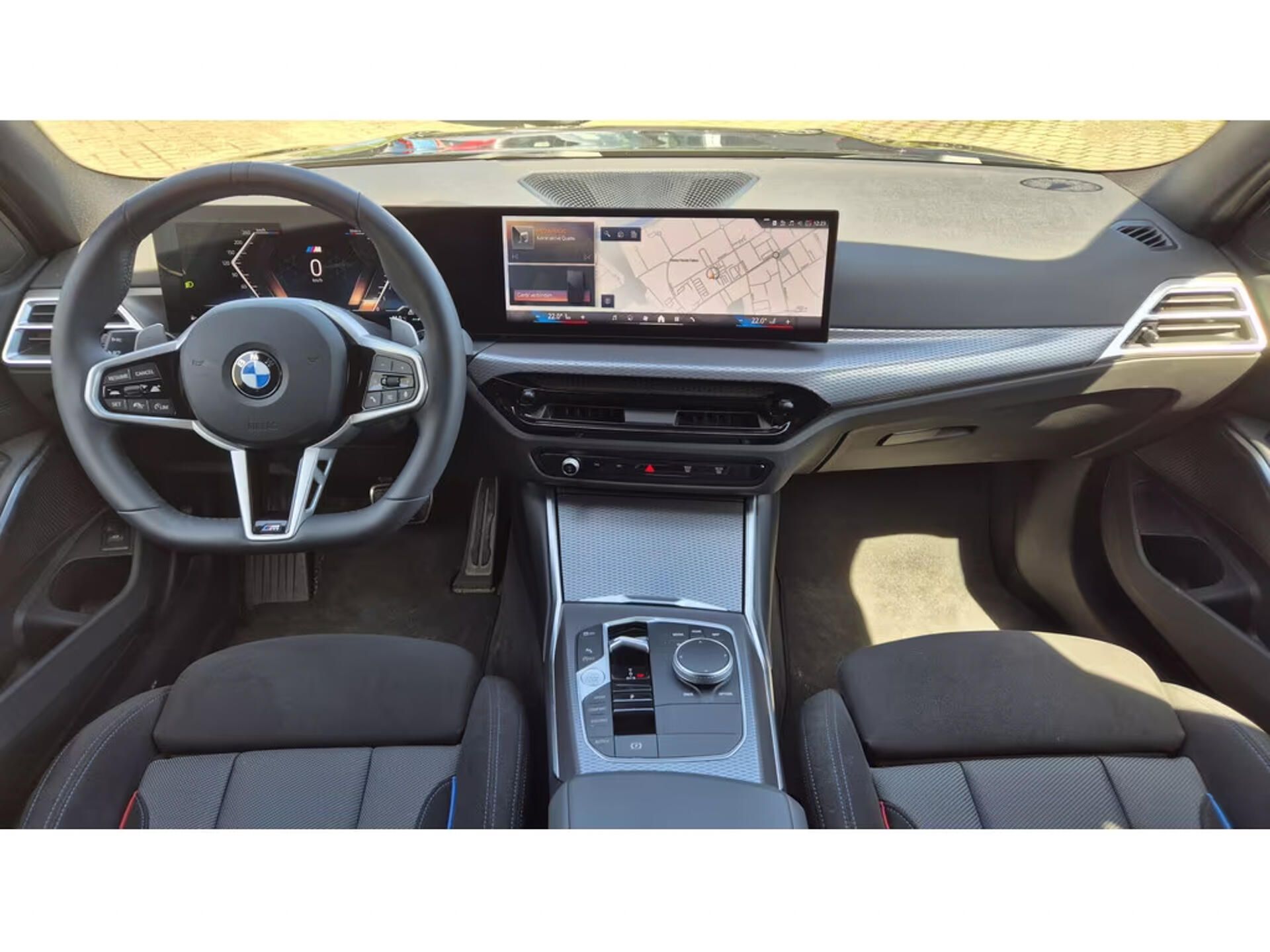 BMW Řada 3, 330i xDrive M-Sport Pano ACC - fotka 5