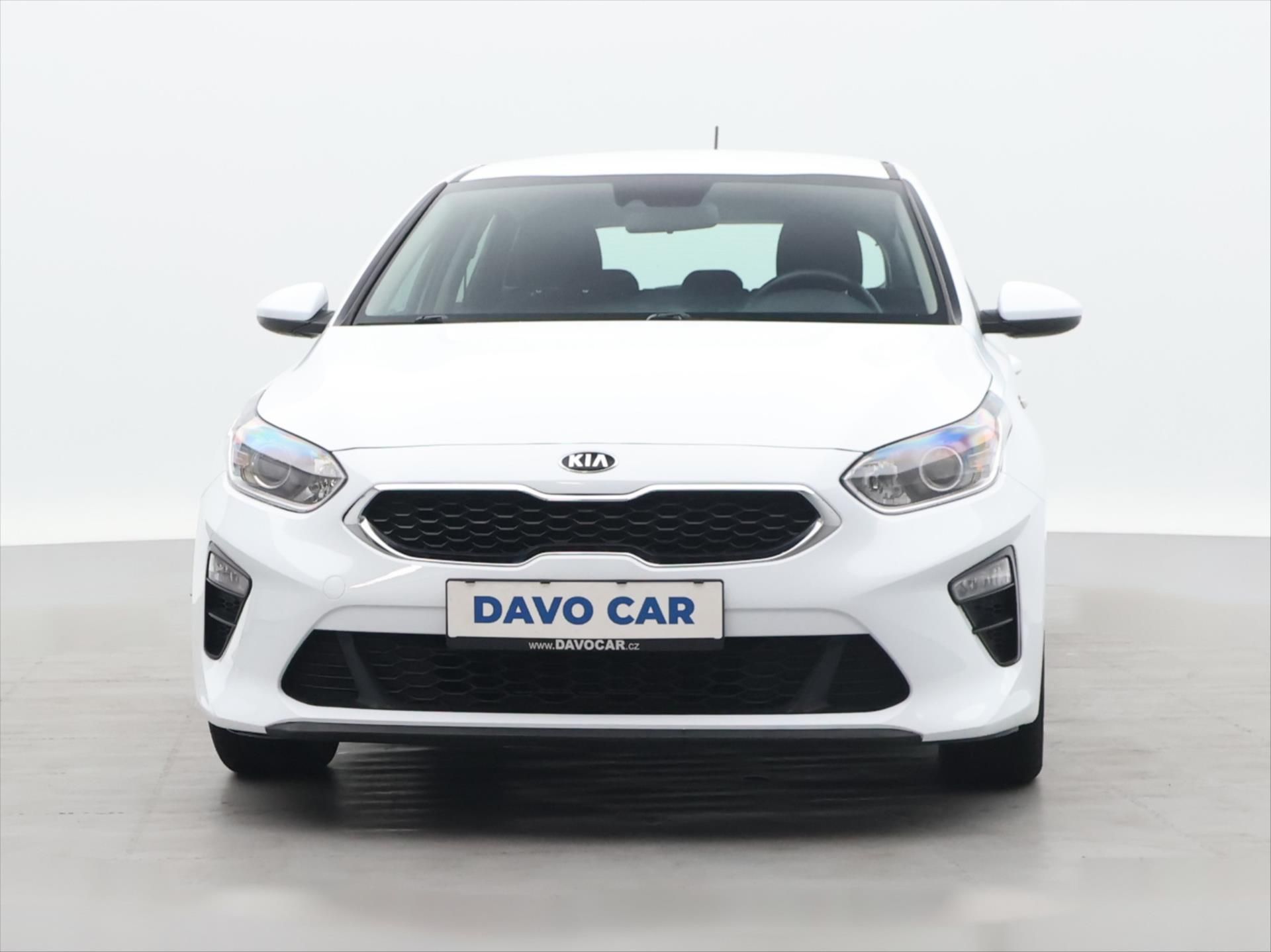 Kia Cee´d, 1,4 i 73 kW Exclusive CZ DPH - fotka 2