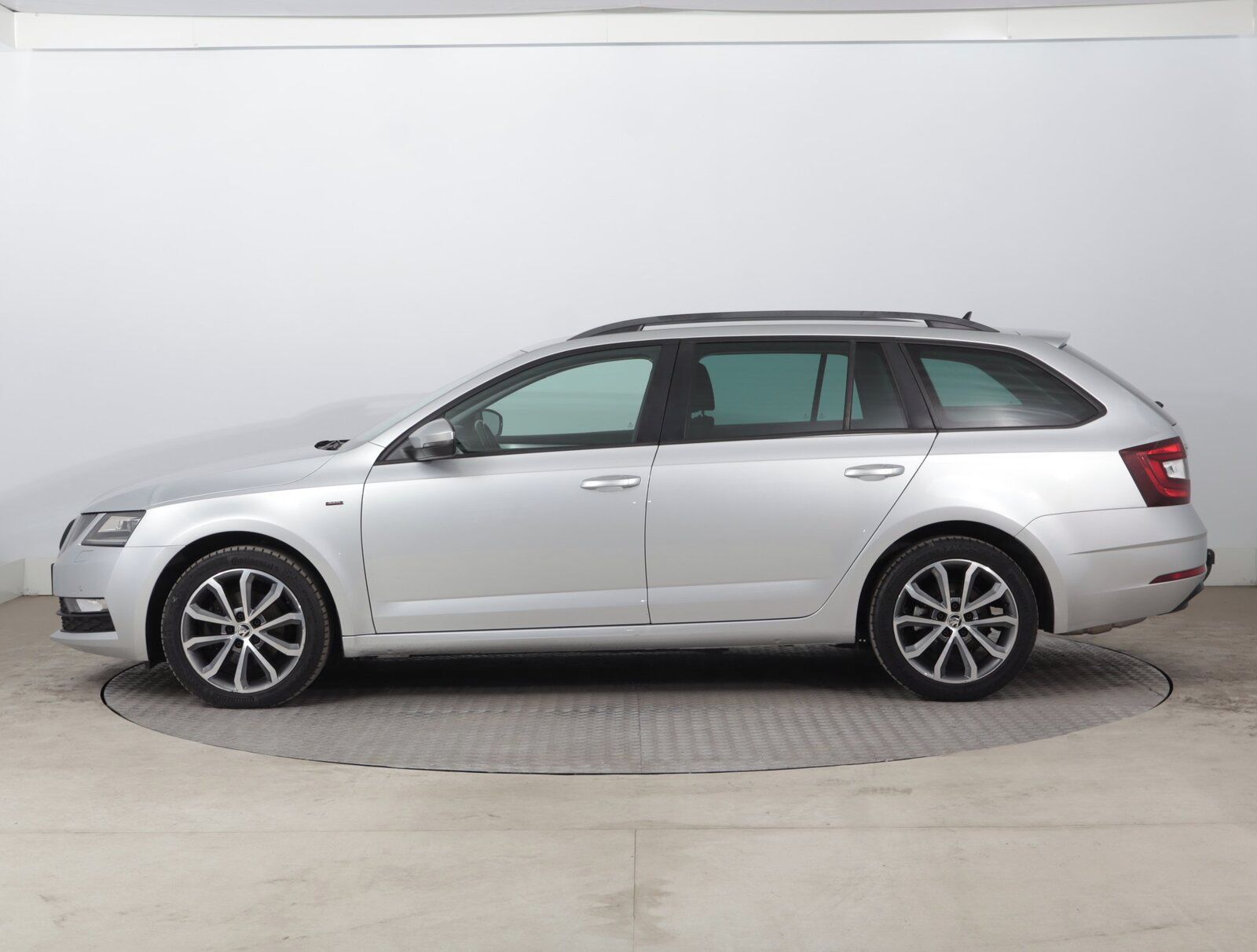 Škoda Octavia, 2.0 TDI, 4X4, Automat - fotka 3