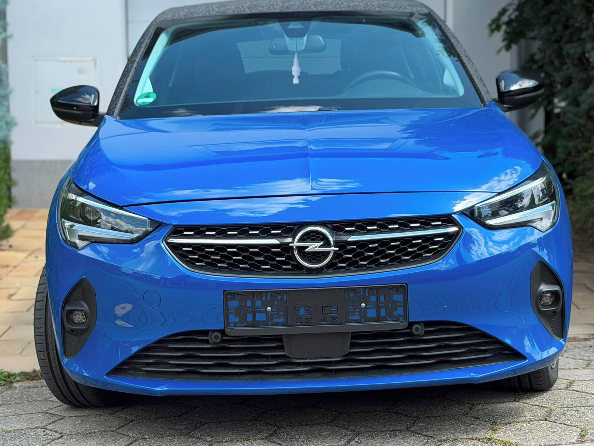 Opel Corsa, Opel Corsa E - TOP výbava