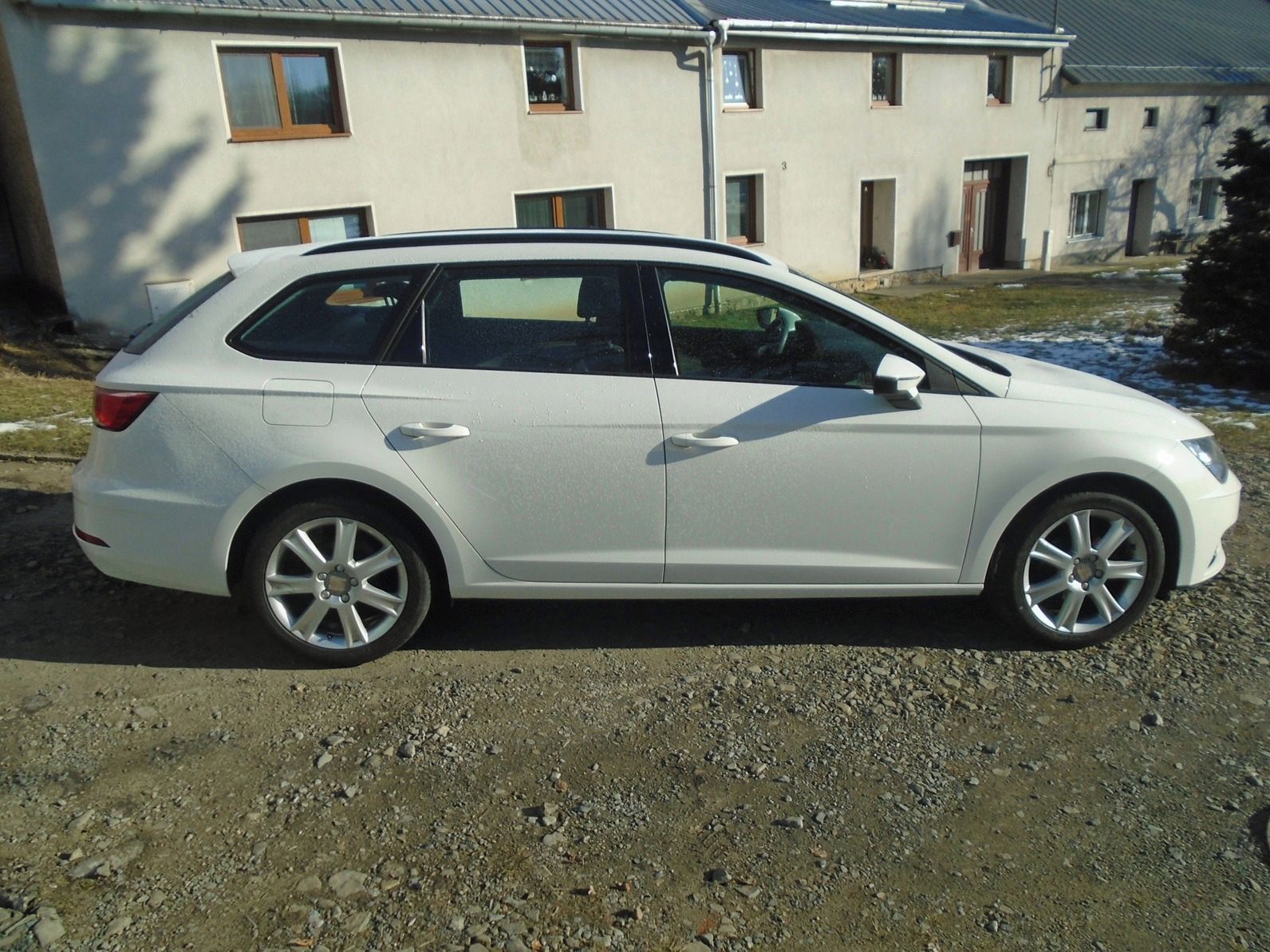 Seat Leon, 1.2Tsi,81kw,6r.combi,118000km, - fotka 6