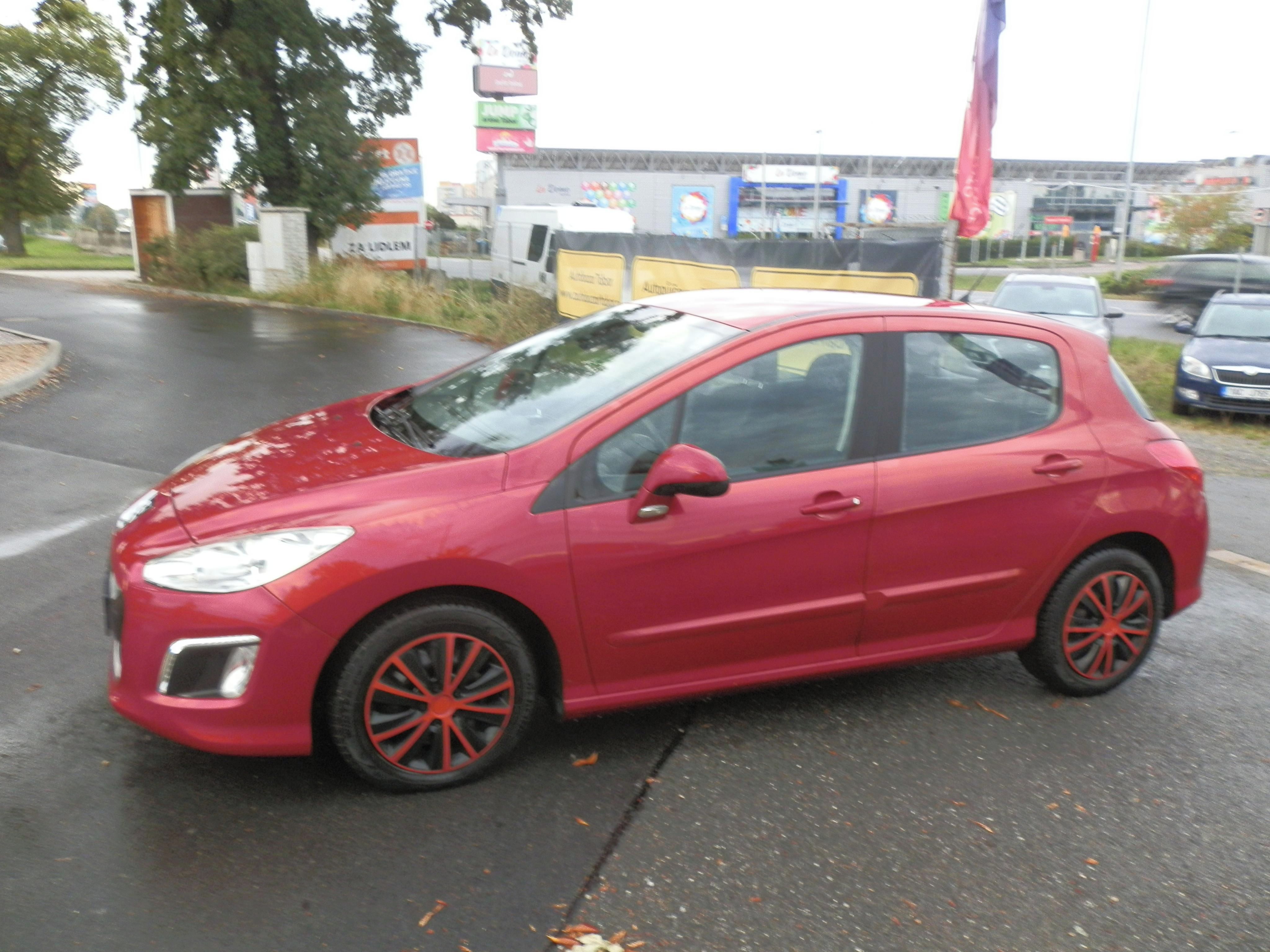 Peugeot 308, 1,6 HDi - fotka 2