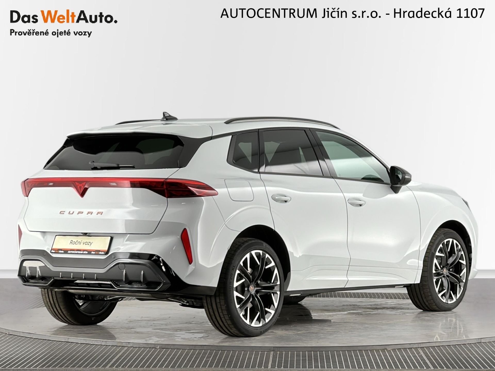Cupra Terramar, VZ 2.0 TSI 195kW 4x4 DSG - fotka 2