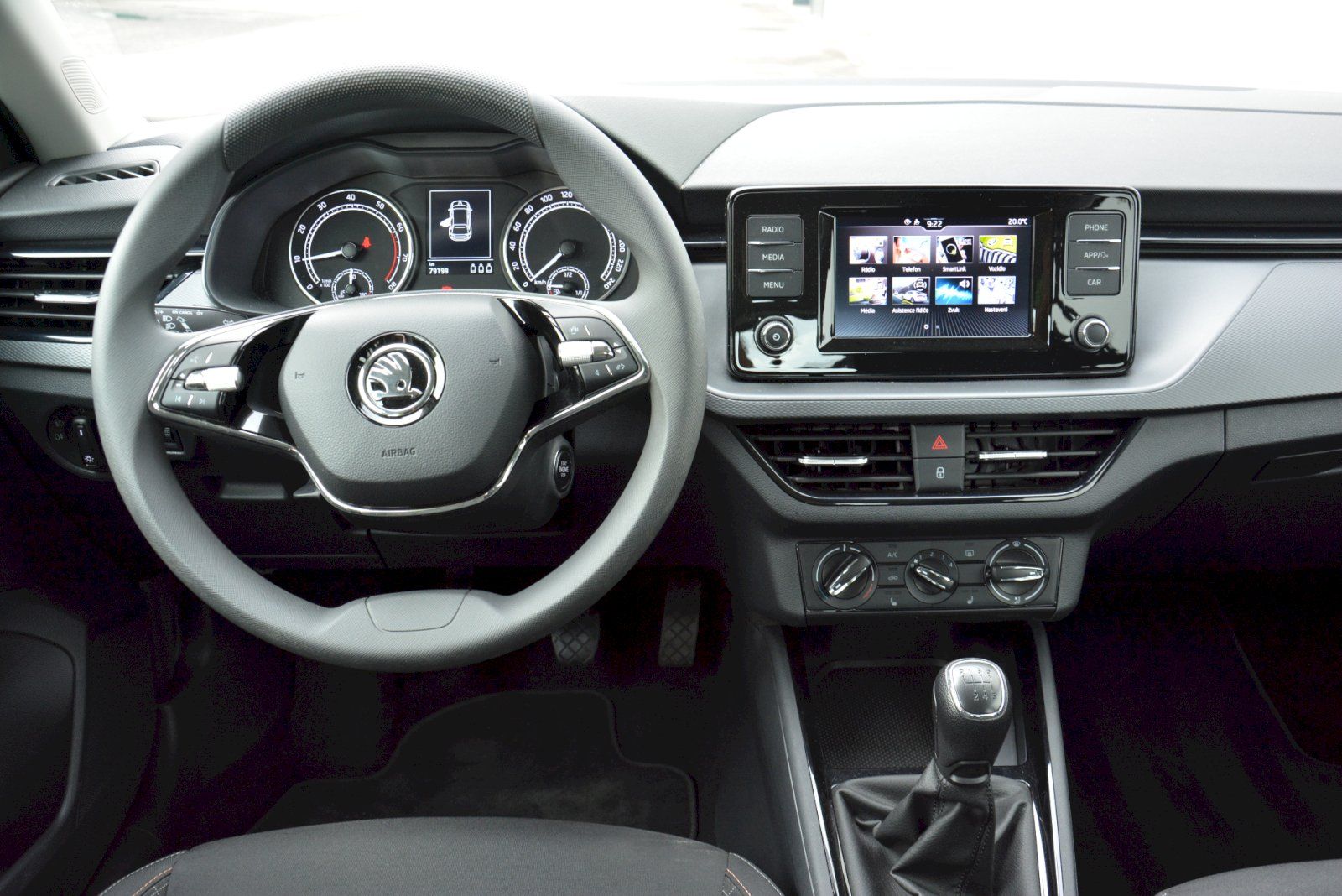 Škoda Scala, 1.0 TSI 81 kW Ambition - fotka 5