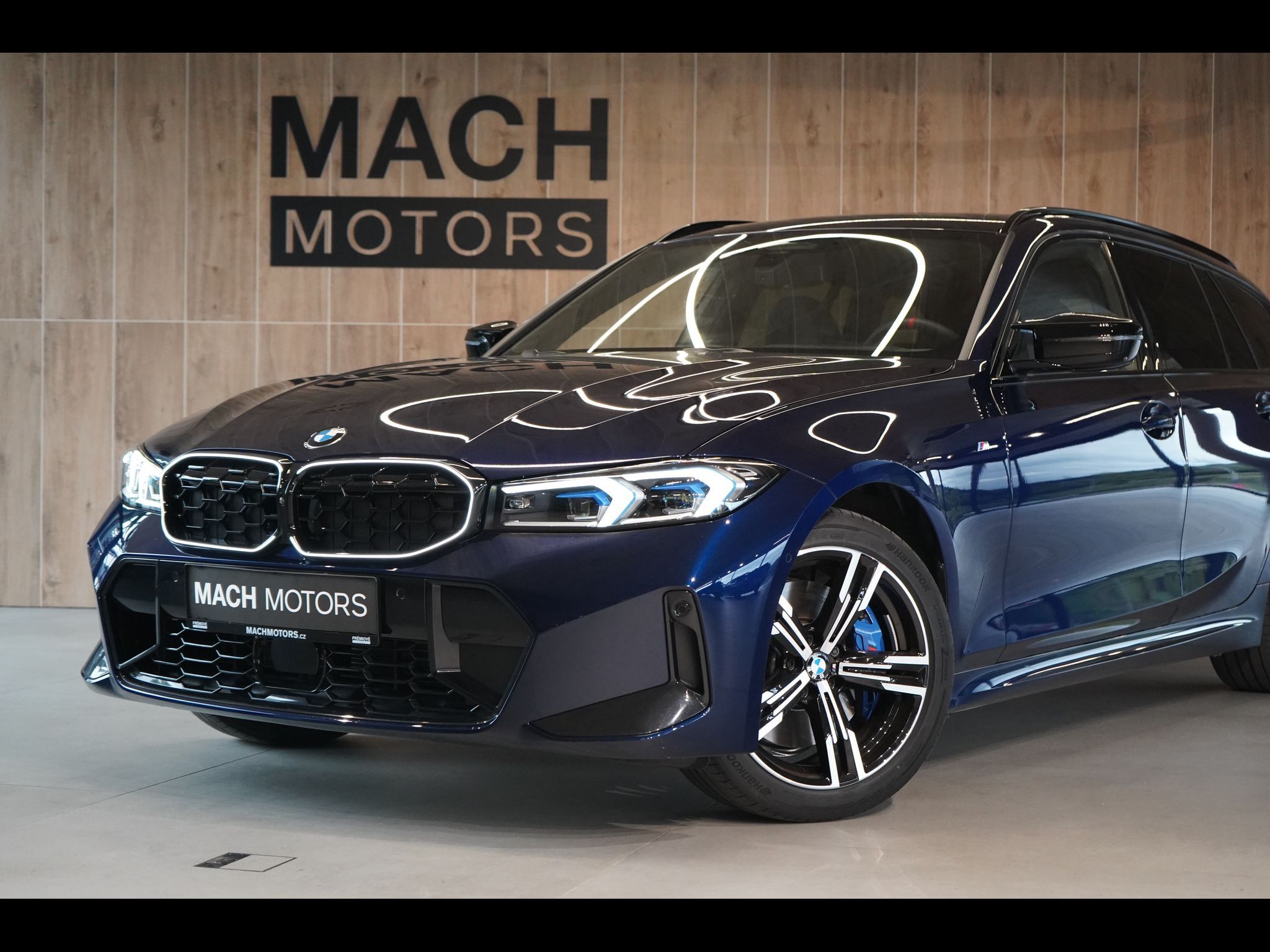 BMW Řada 3, M340i xDrive Touring, Panorama - fotka 2
