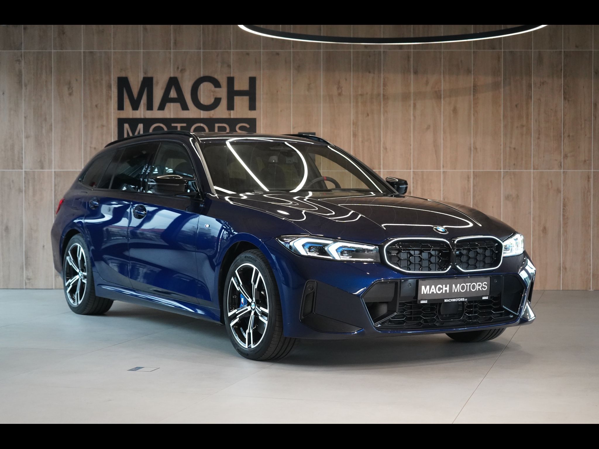 BMW Řada 3, M340i xDrive Touring, Panorama - fotka 4