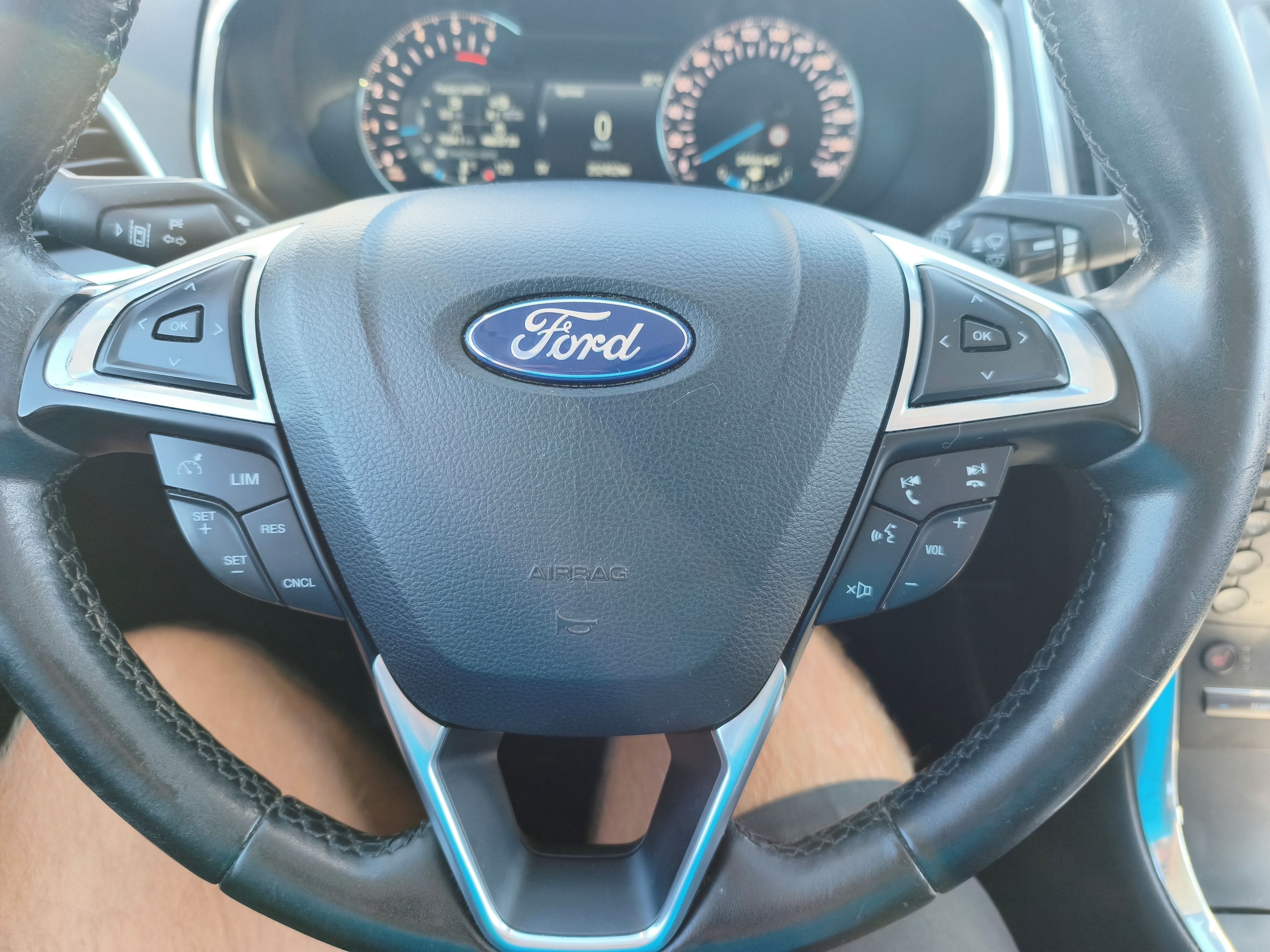Ford Galaxy - fotka 6