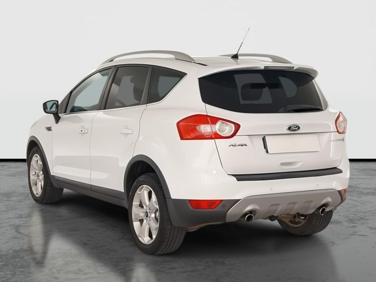 Ford Kuga, 2.0 TDCi, Titanium, 4X4 - fotka 4