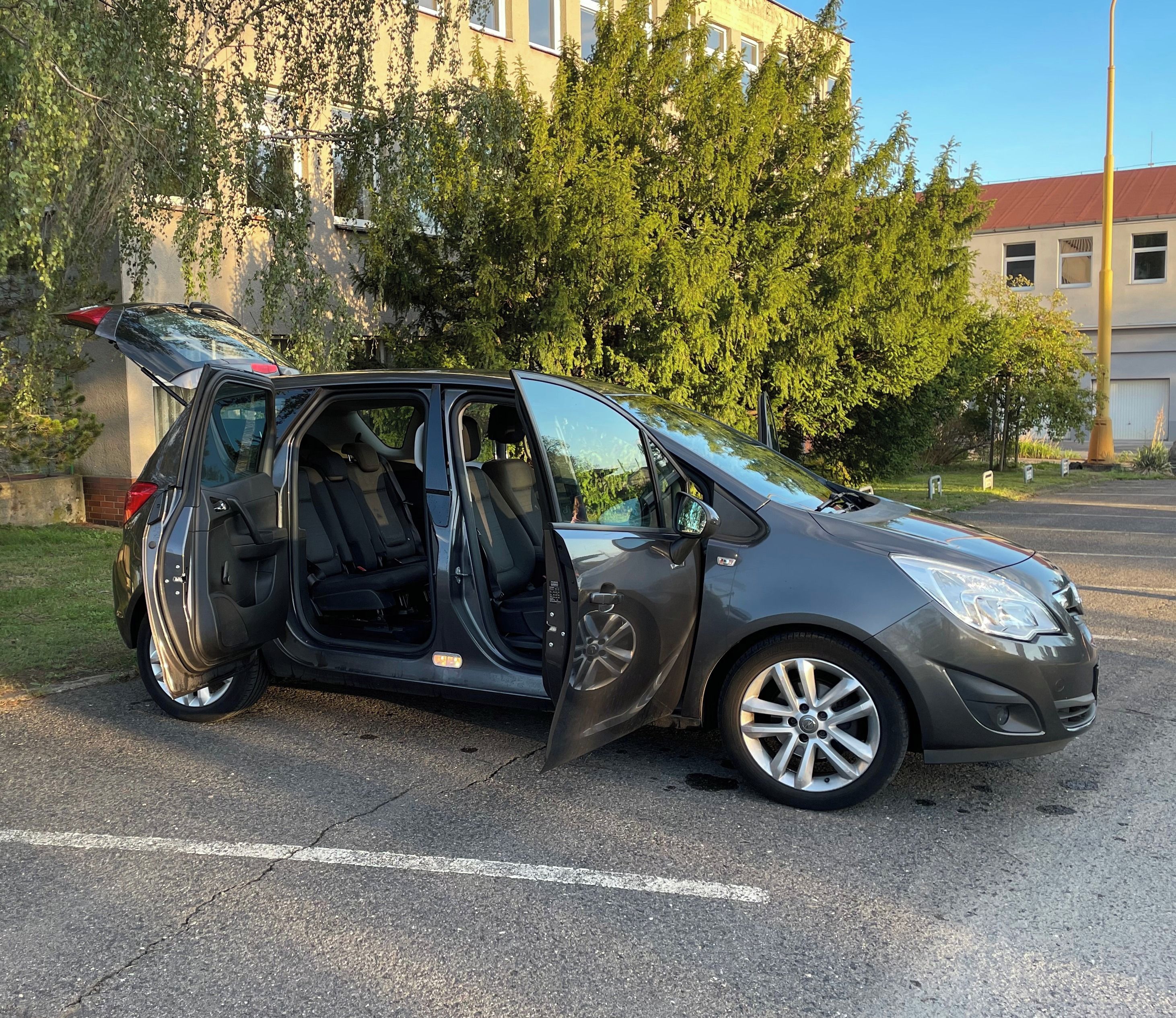 Opel Meriva, Opel Meriva 1.4 T - fotka 4