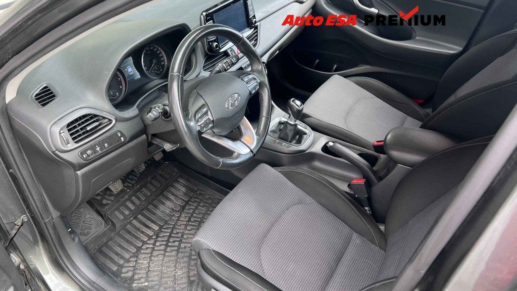Hyundai i30, 1.5DPi,ČR - fotka 3