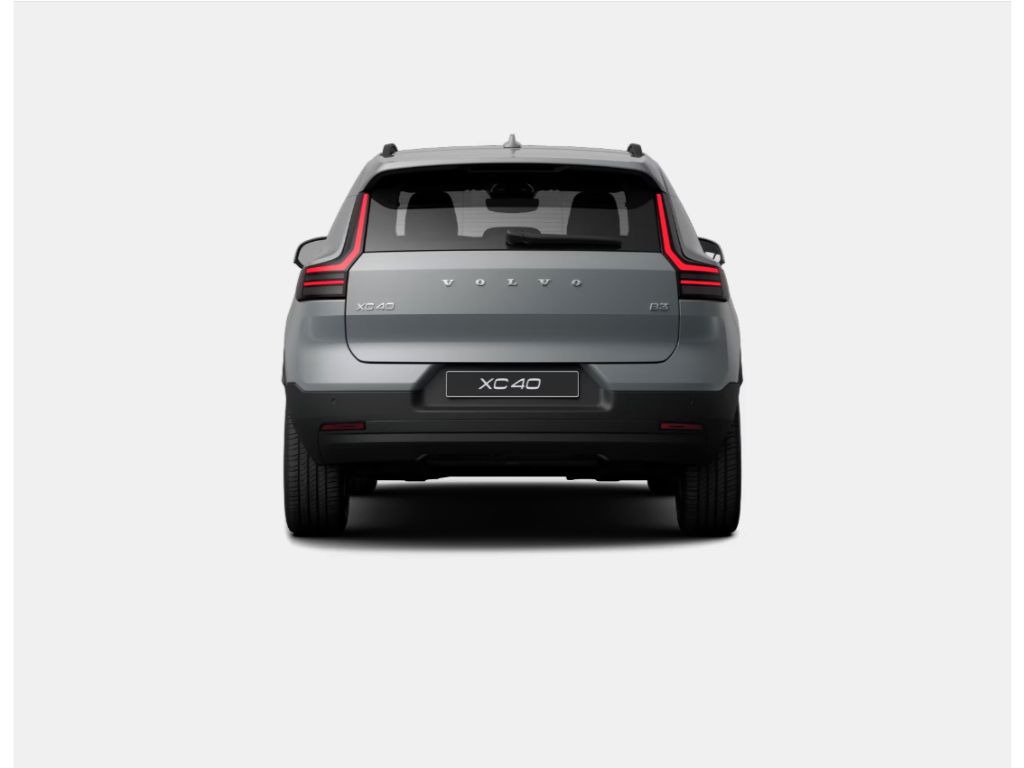 Volvo XC40, CORE B3 FWD 120kW - fotka 5