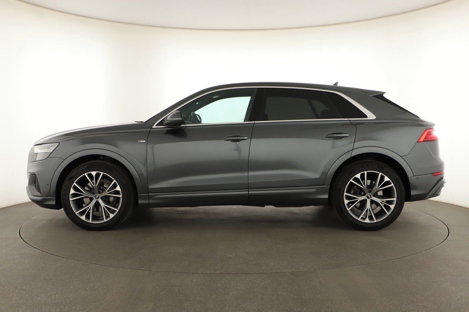 Audi Q8, 50 TDI, S-Line - fotka 3
