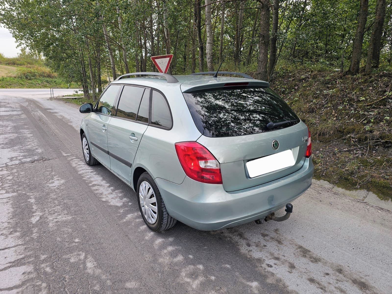 Škoda Fabia, 1.2 Atmo po SERVISE - fotka 2