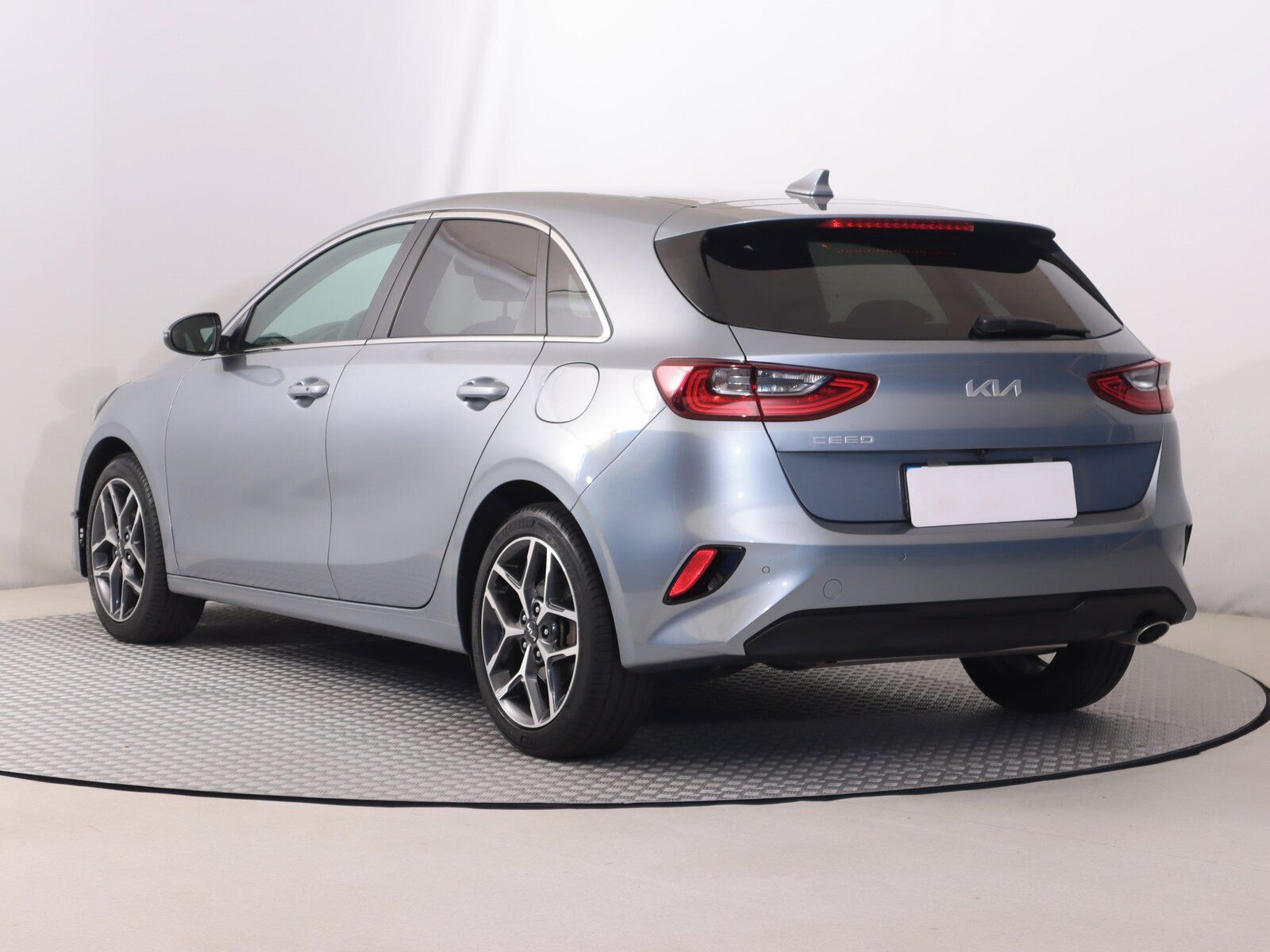 Kia Cee´d, 1.5 T-GDI, Serv.kniha - fotka 4