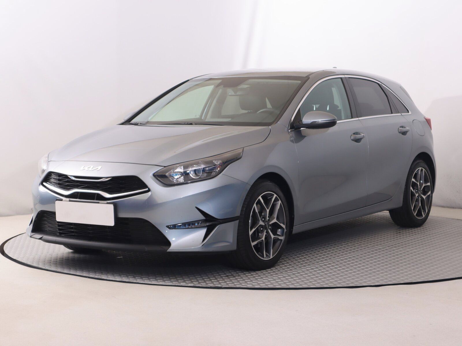 Kia Cee´d, 1.5 T-GDI, Serv.kniha - fotka 2