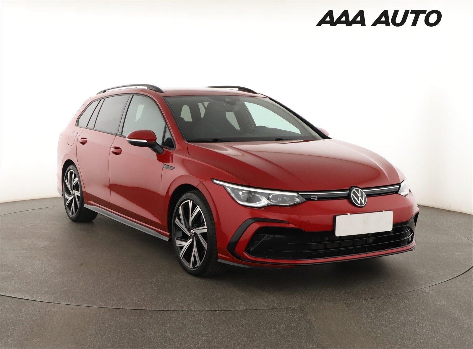 Volkswagen Golf, 1.5 eTSI, R-Line, ČR,1.maj